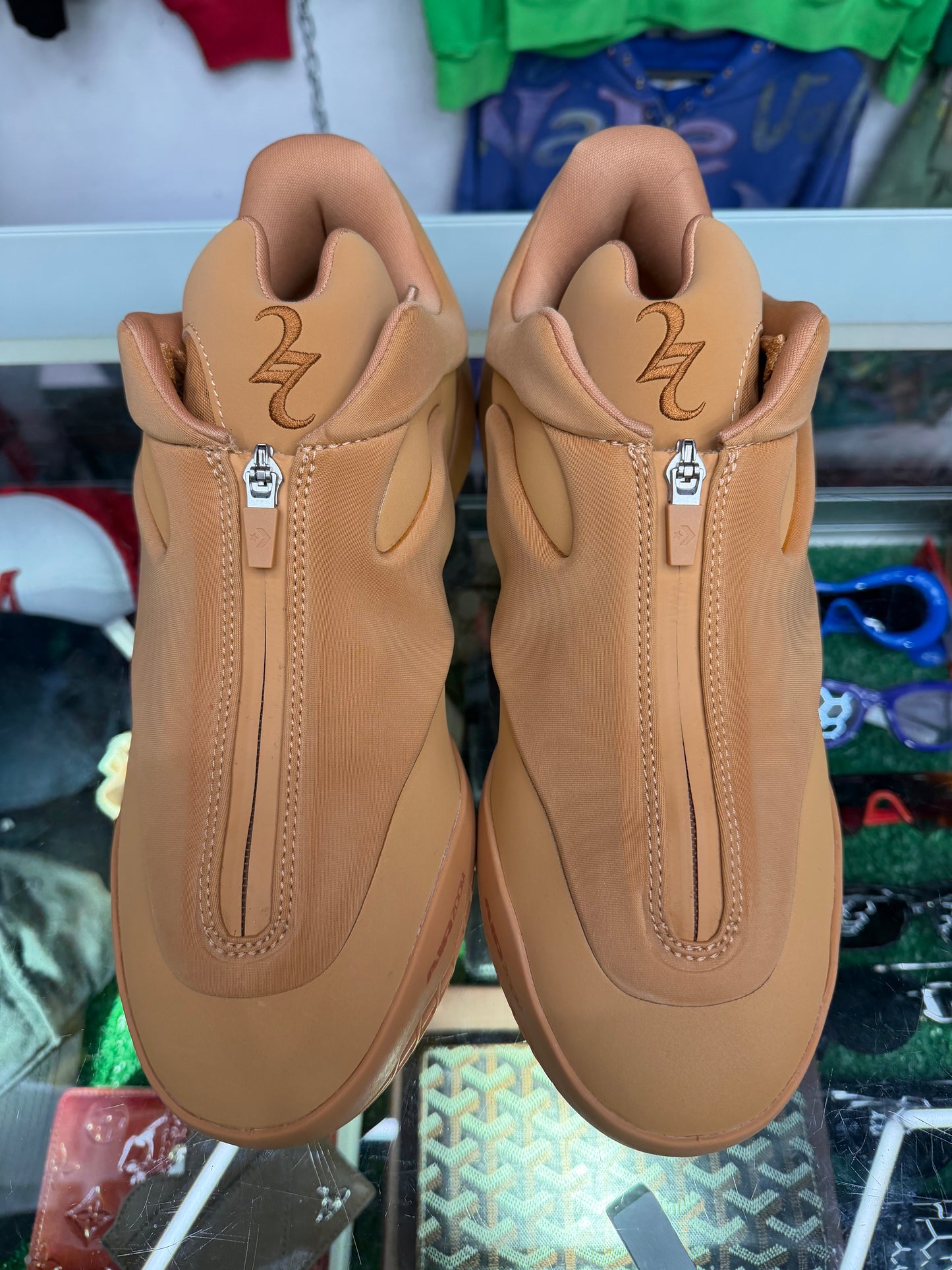 SHAI 001 CLAY (PRE-OWNED W/ BOX)