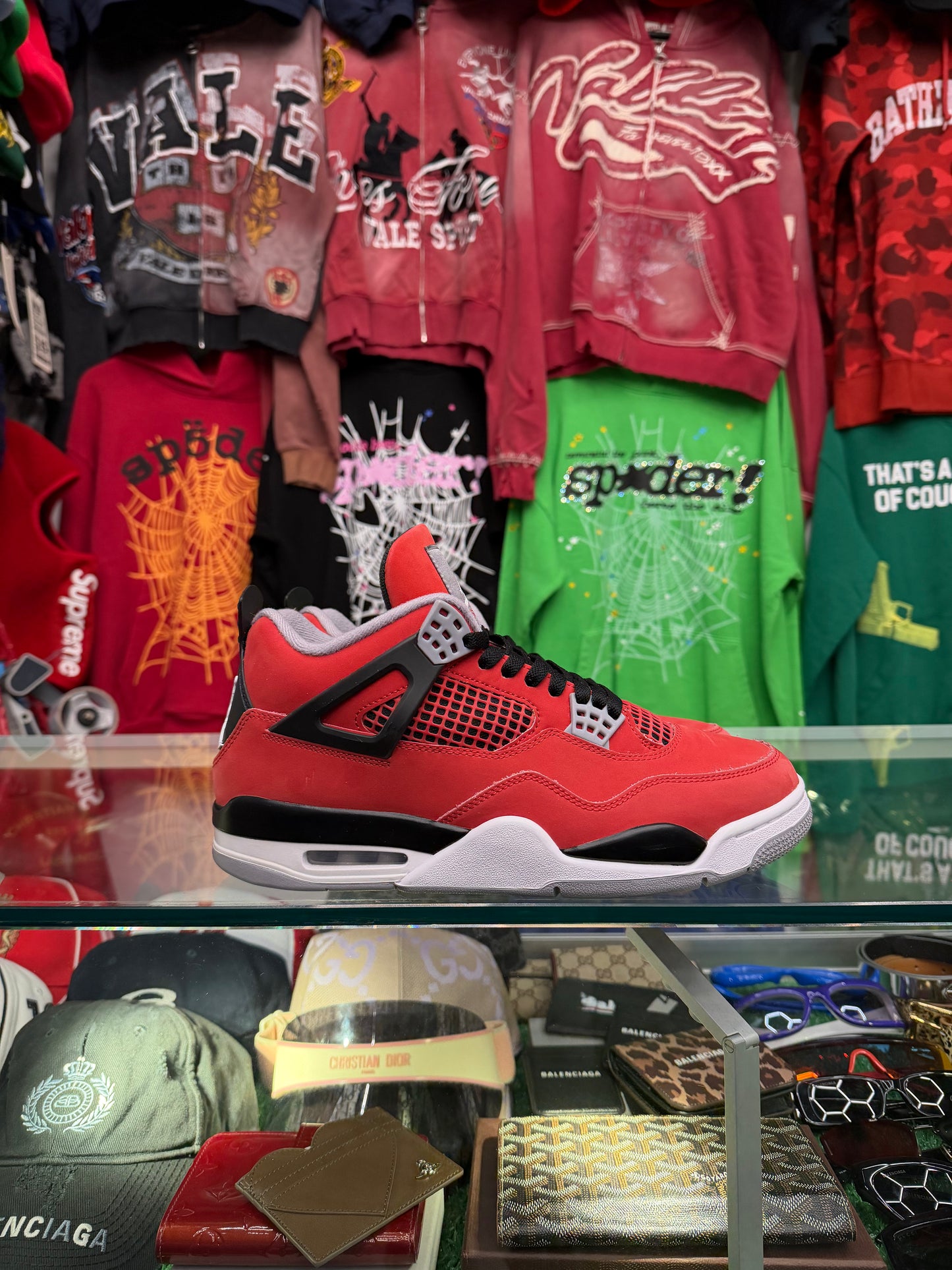 JORDAN 4 TORO BRAVO (PRE-OWNED W/ BOX)