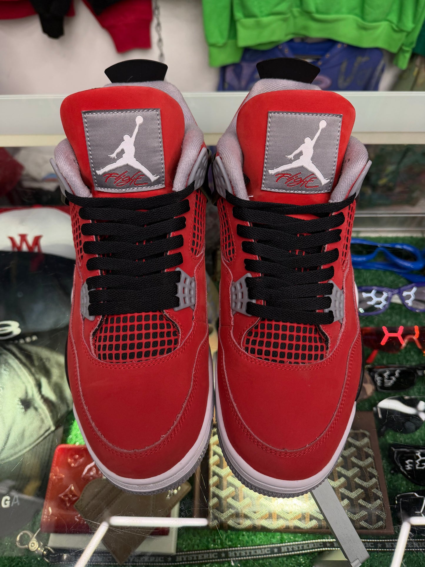 JORDAN 4 TORO BRAVO (PRE-OWNED W/ BOX)