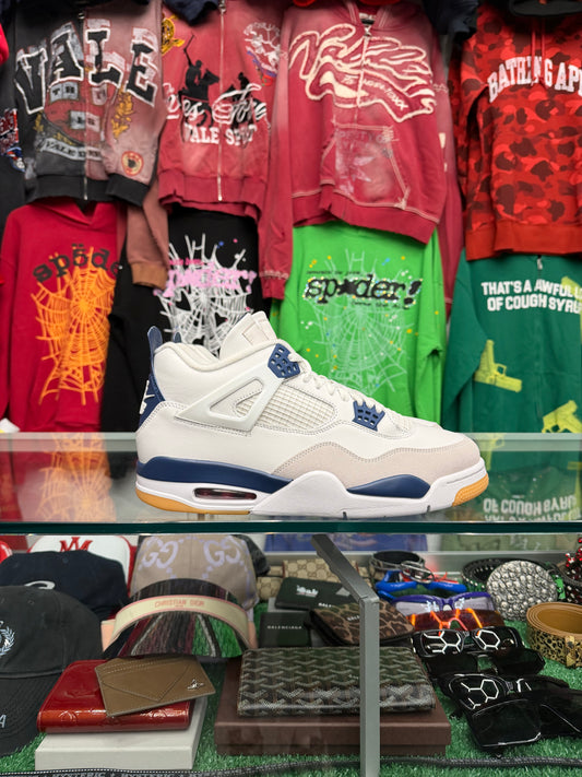 JORDAN 4 SB NAVY (PRE-OWNED W/ BOX)