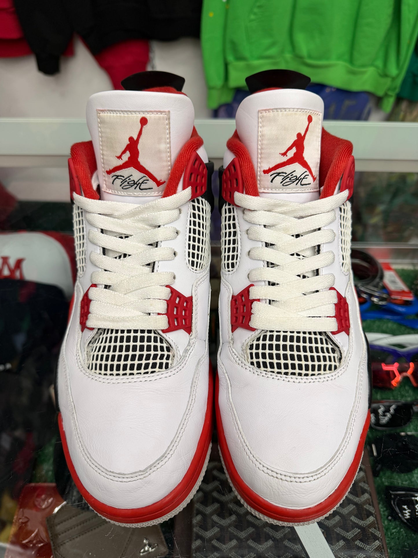 JORDAN 4 FIRE RED (PRE-OWNED W/ BOX)