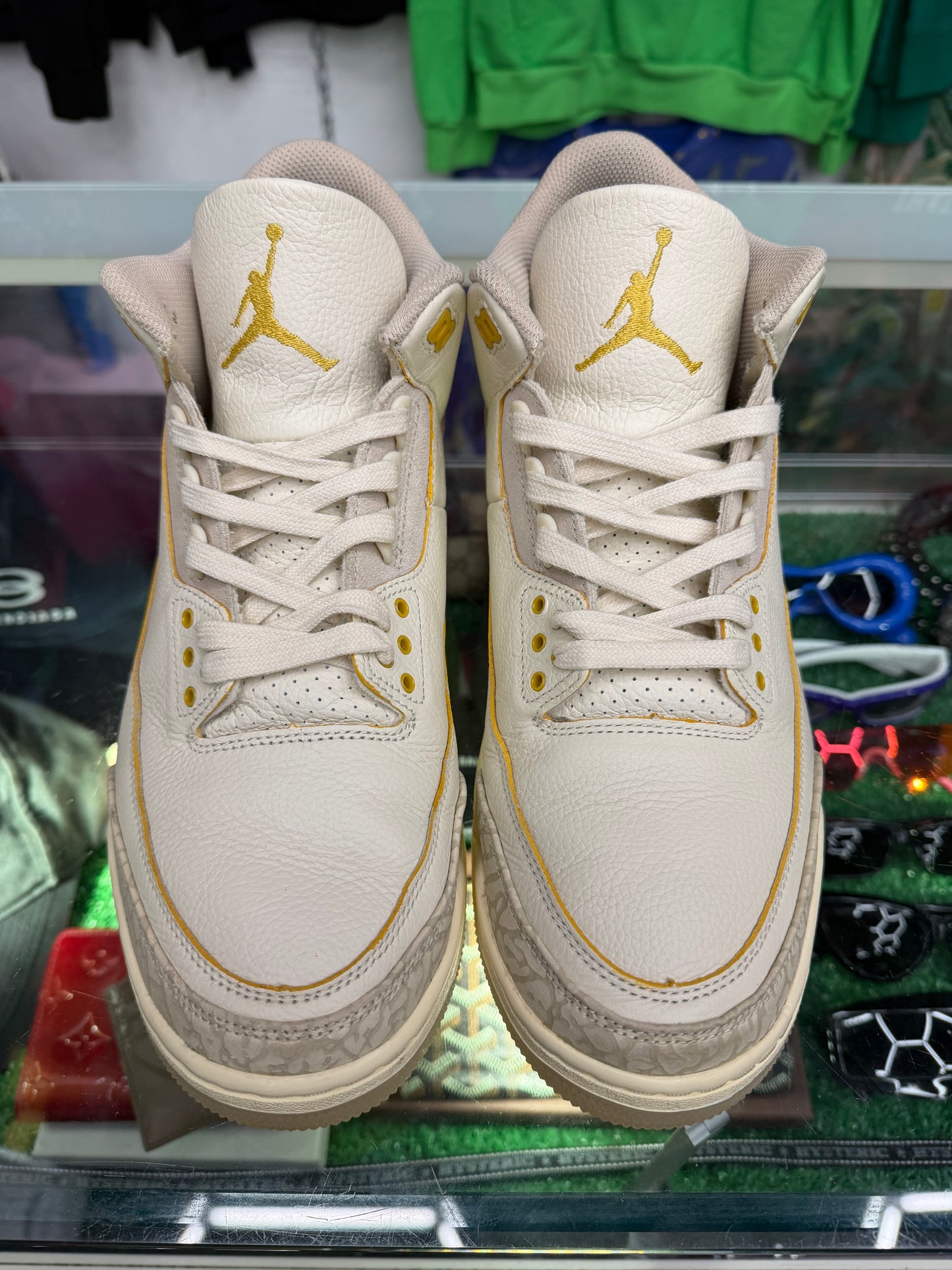 JORDAN 3 J BALVIN (PRE-OWNED NO BOX)
