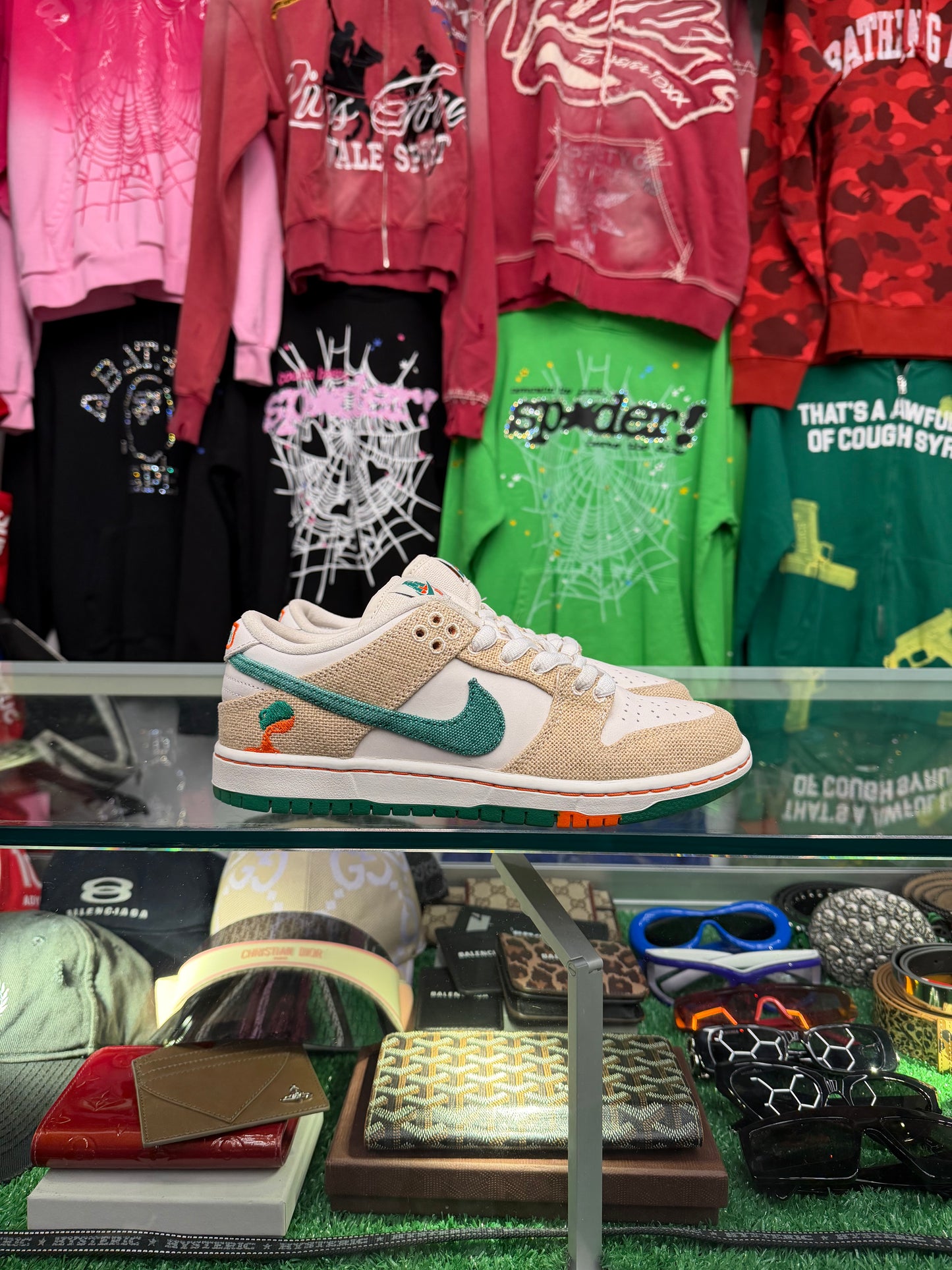 DUNK LOW JARRITOS (PRE-OWNED NO BOX)