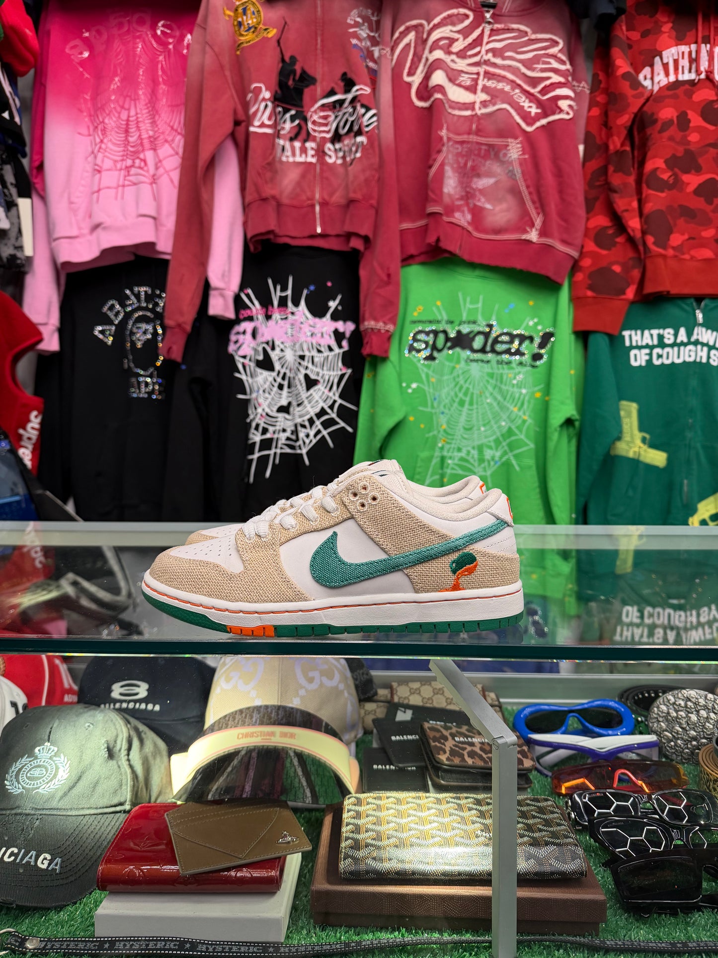 DUNK LOW JARRITOS (PRE-OWNED NO BOX)