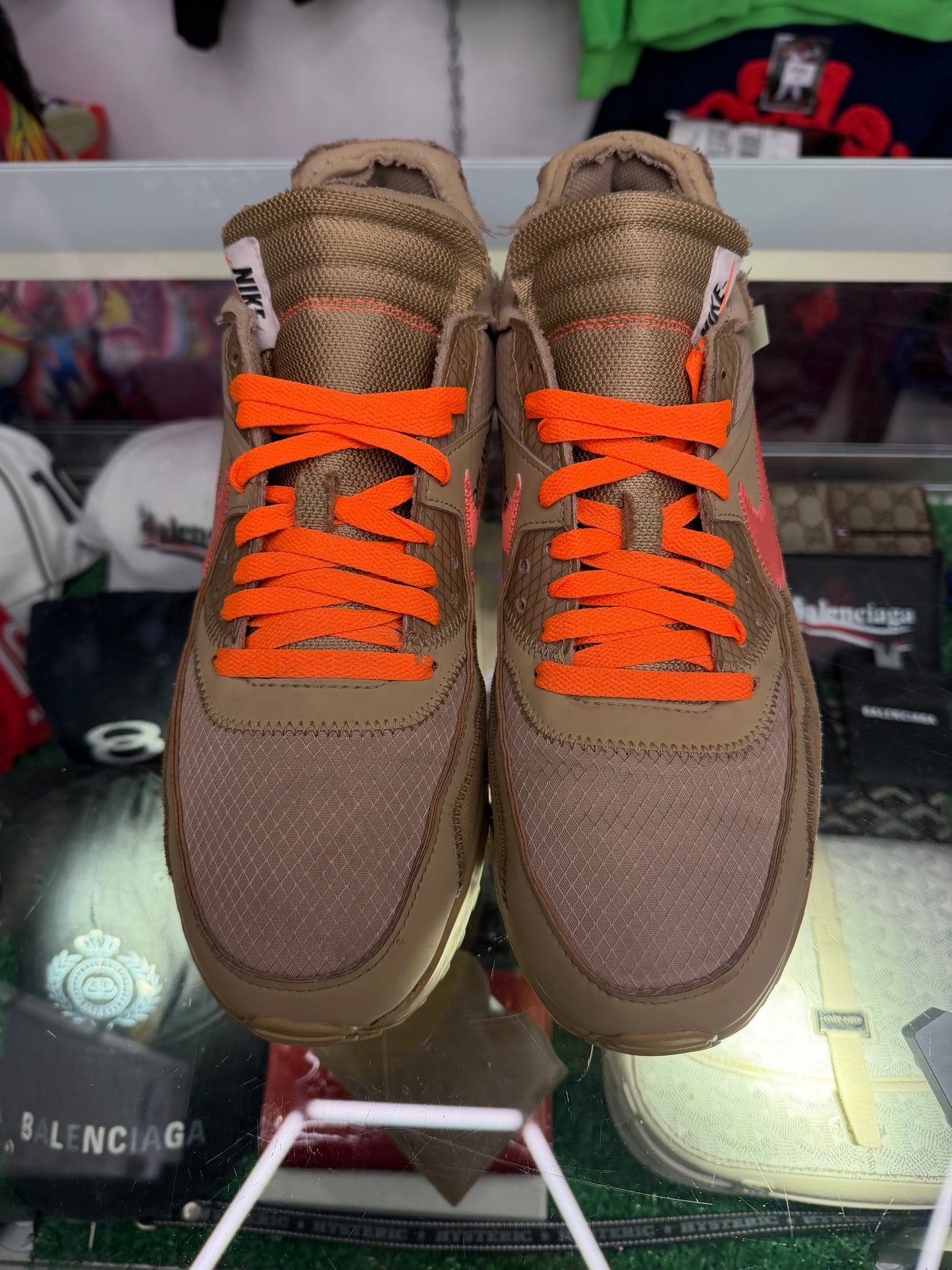 OFF-WHITE AIRMAX 90 DESERT (PRE-OWNED NO BOX)
