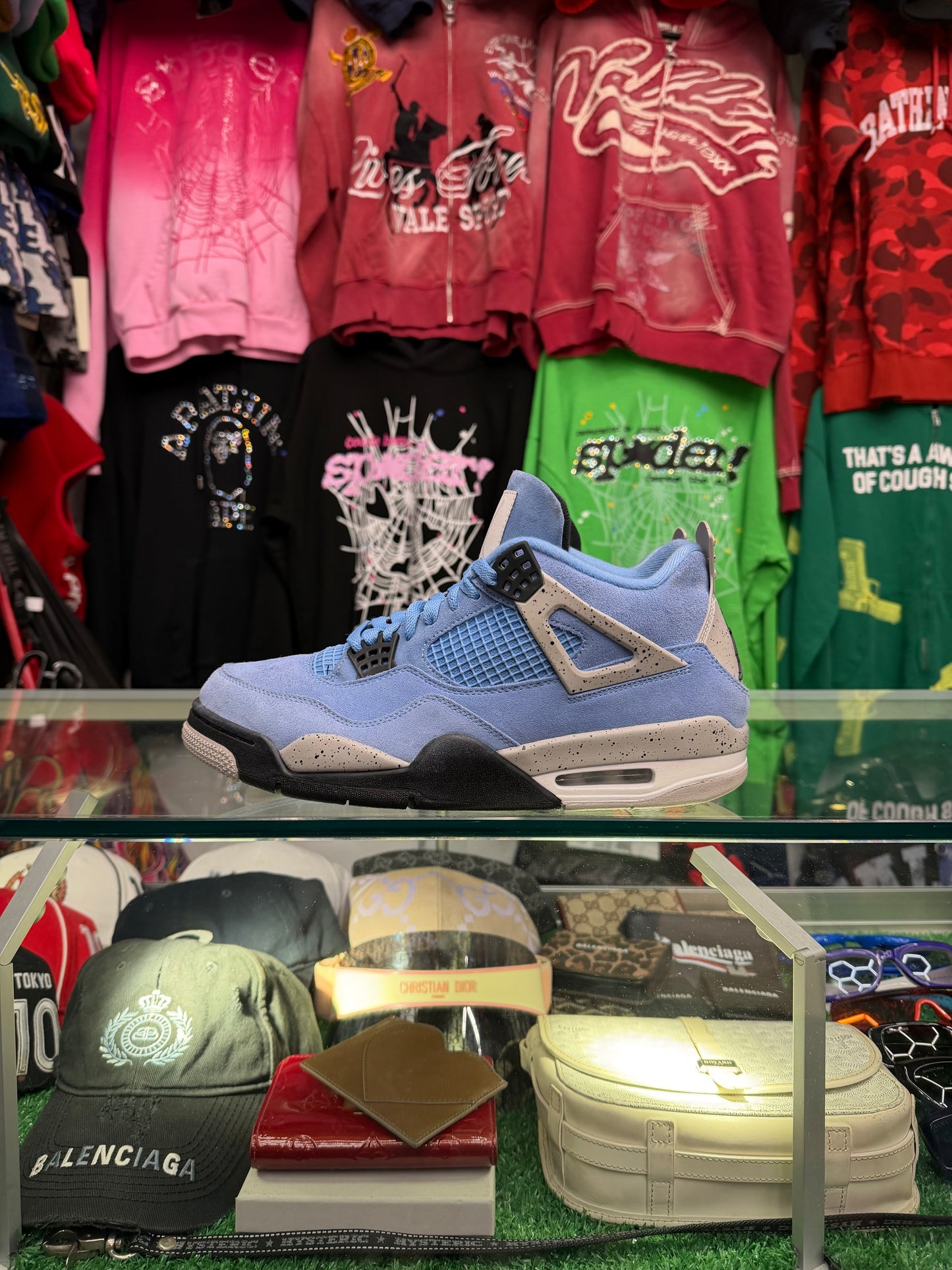JORDAN 4 UNC (PRE-OWNED W/ BOX)