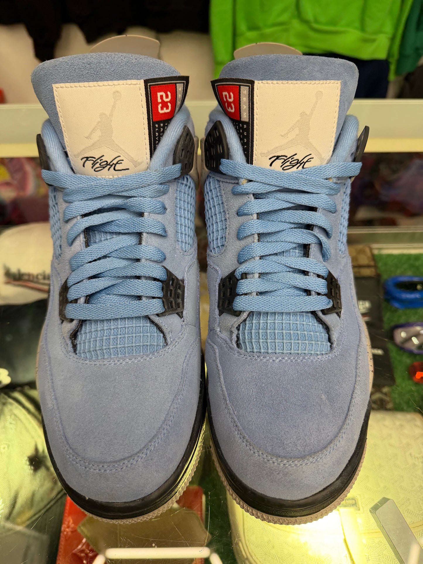 JORDAN 4 UNC (PRE-OWNED W/ BOX)