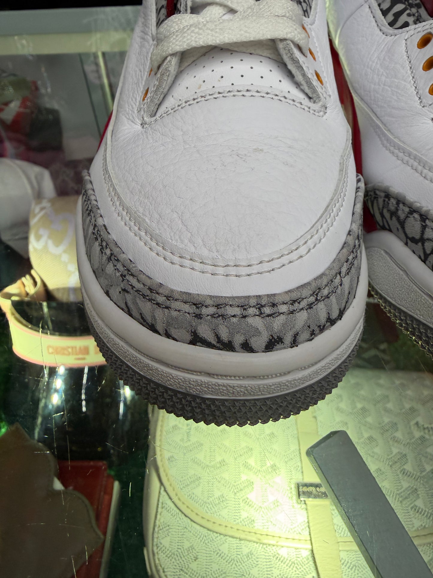 JORDAN 3 CARDINAL (PRE-OWNED W/ BOX)