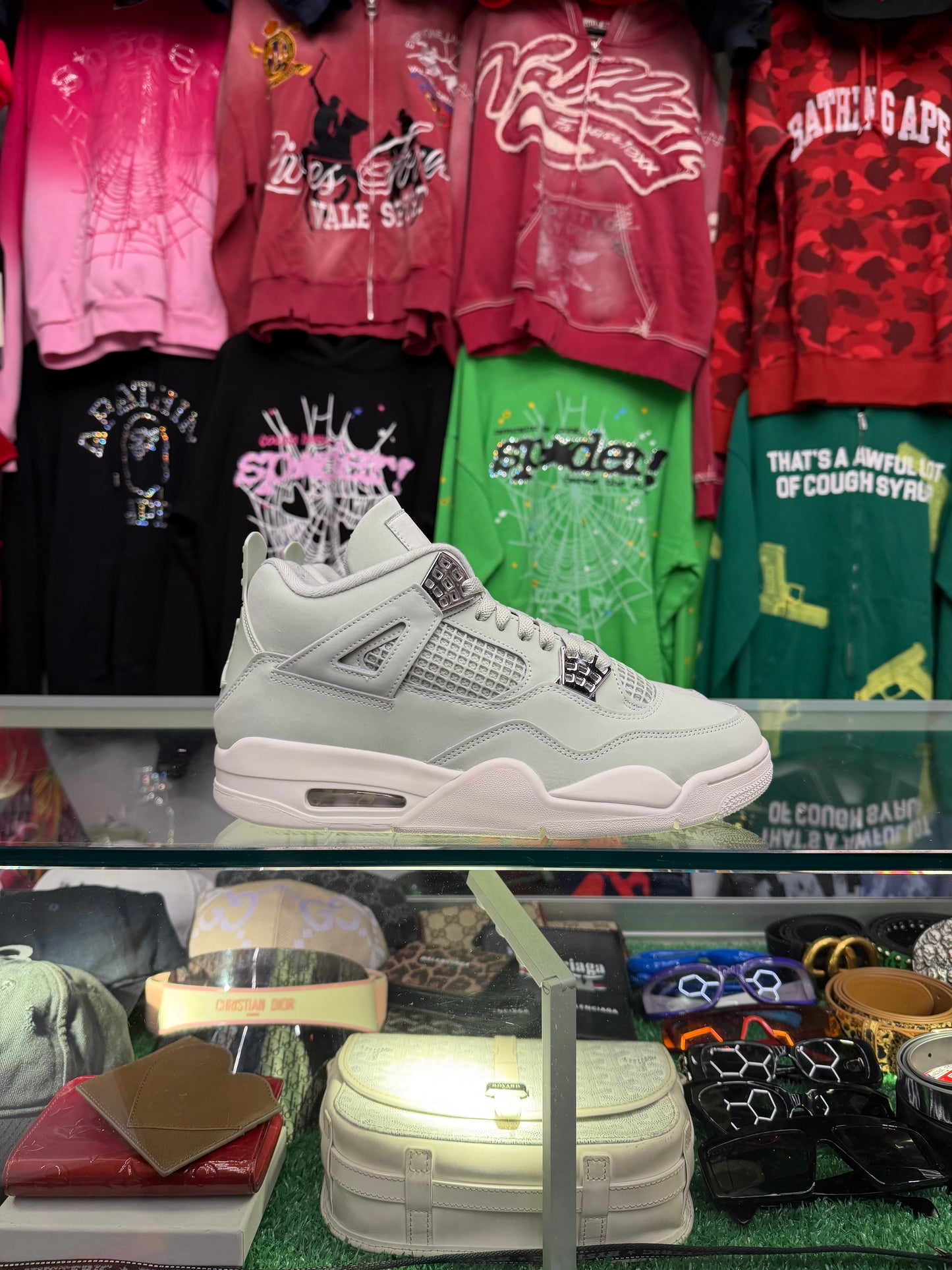 JORDAN 4 SEAFOAM (PRE-OWNED W/ BOX)