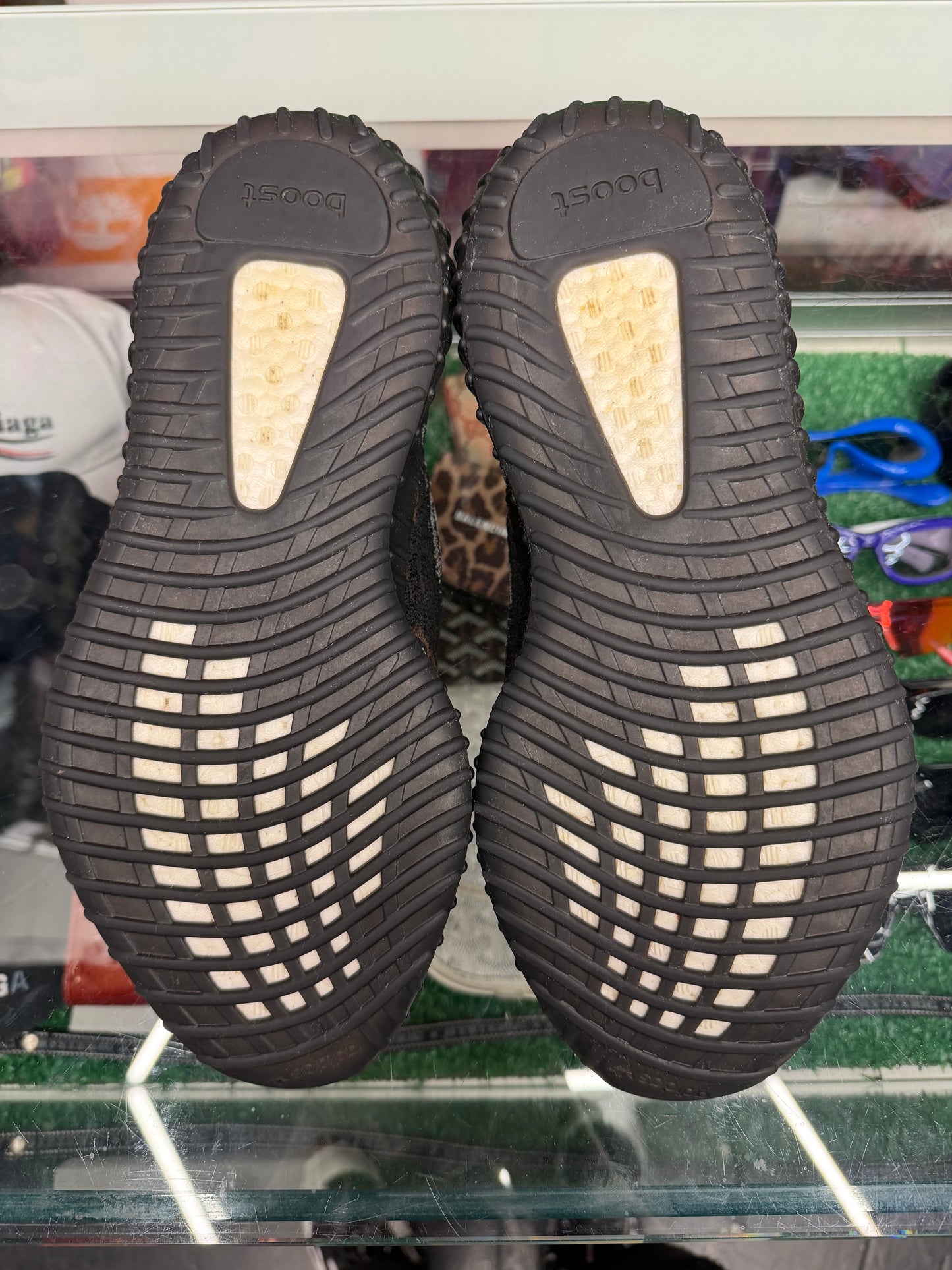 YEEZY 350 V2 MX ROCK (PRE-OWNED W/ BOX)