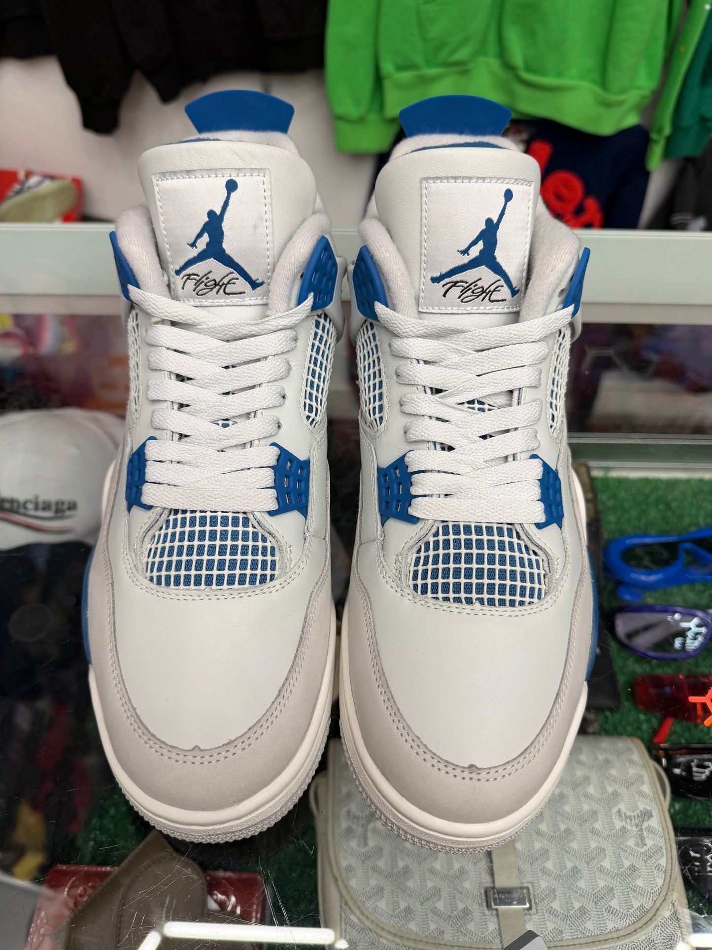 JORDAN 4 MILITARY BLUE (PRE-OWNED W/ BOX)