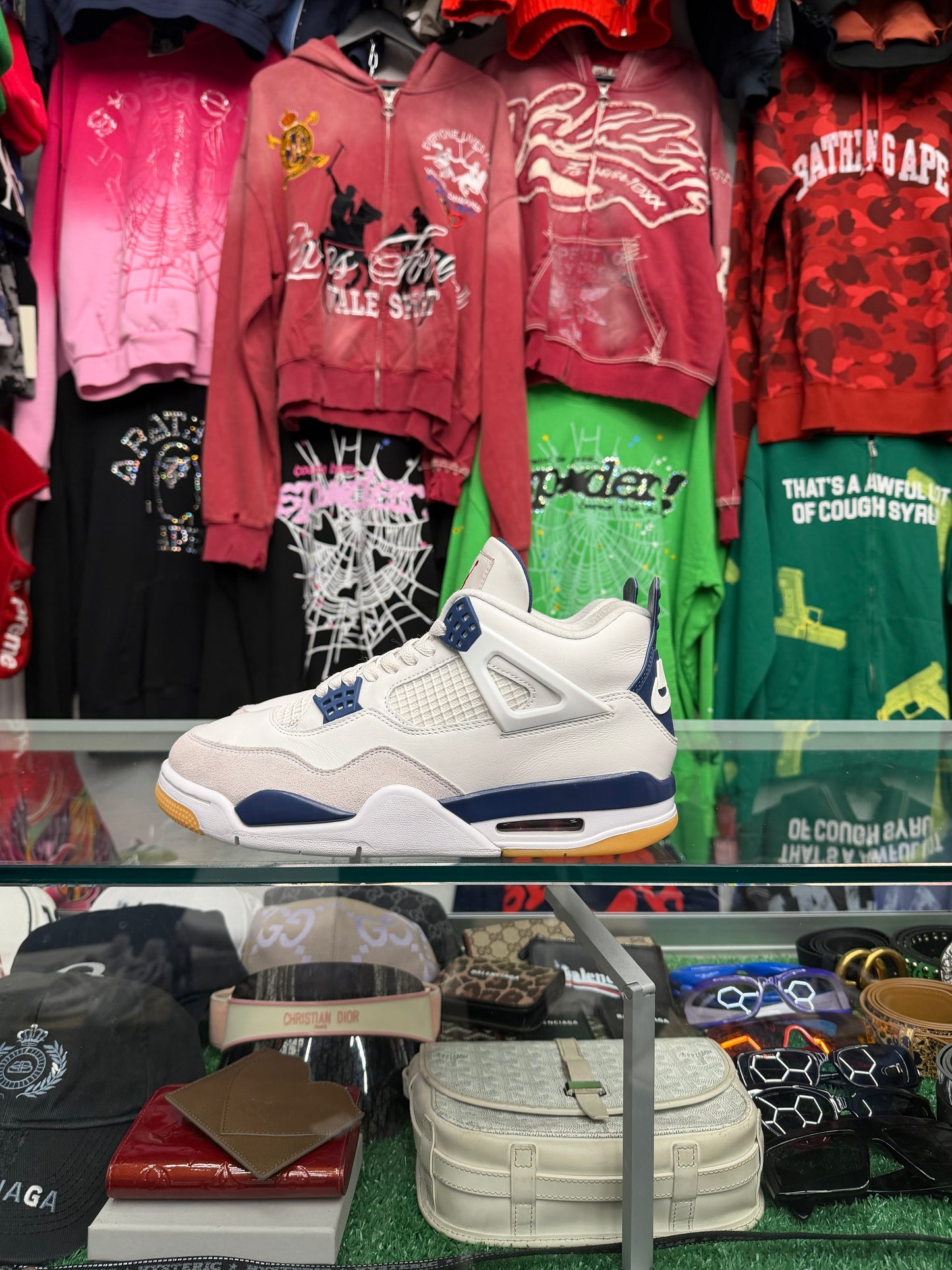 JORDAN 4 SB NAVY (PRE-OWNED W/ BOX)