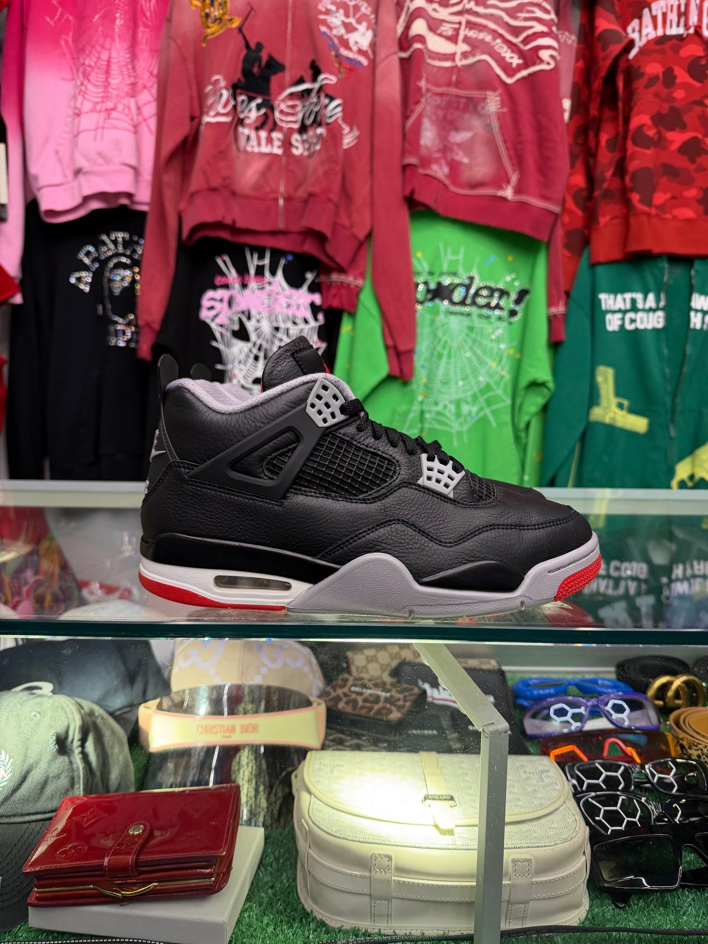JORDAN 4 BRED (PRE-OWNED W/ BOX)