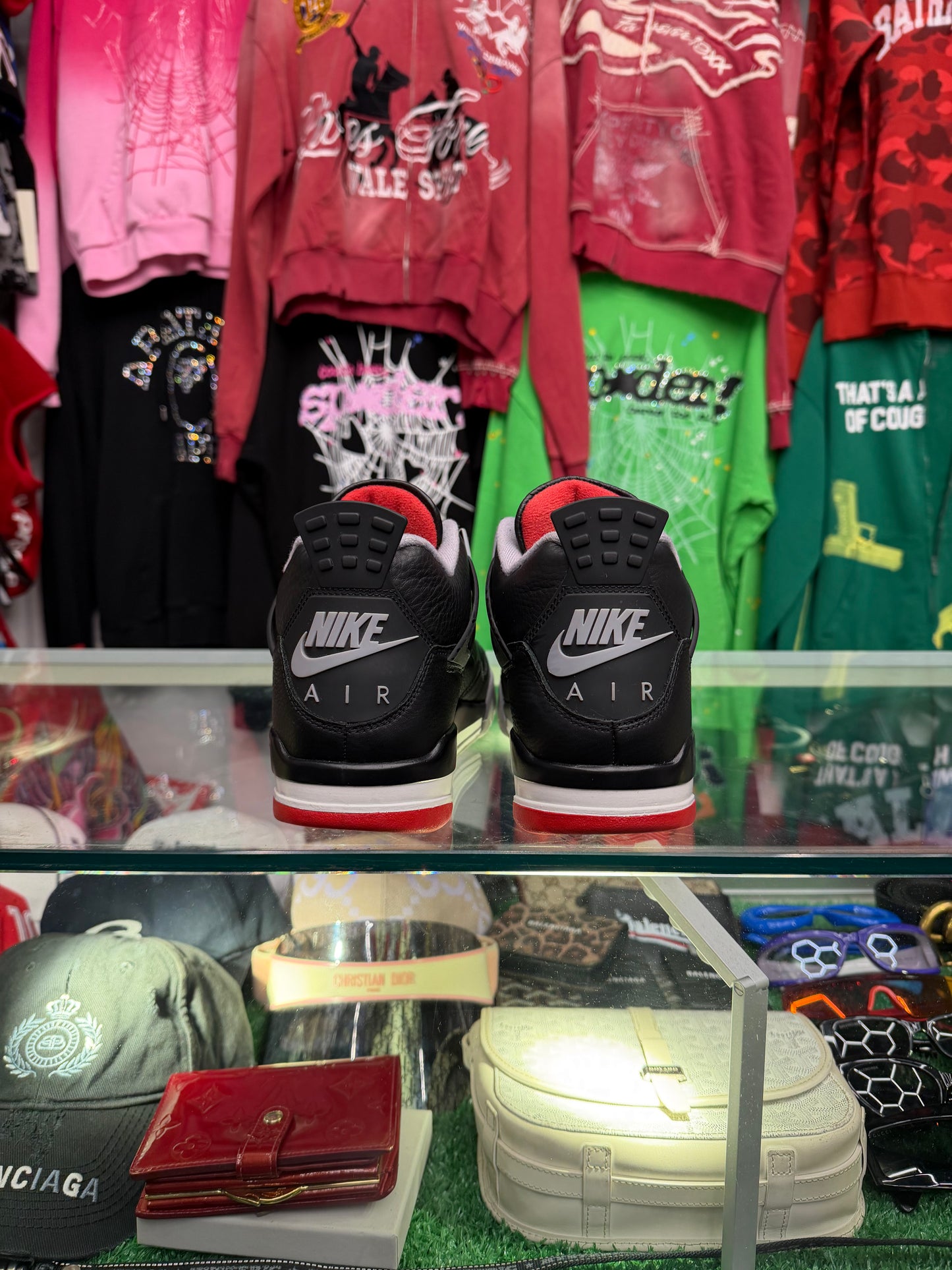 JORDAN 4 BRED (PRE-OWNED W/ BOX)