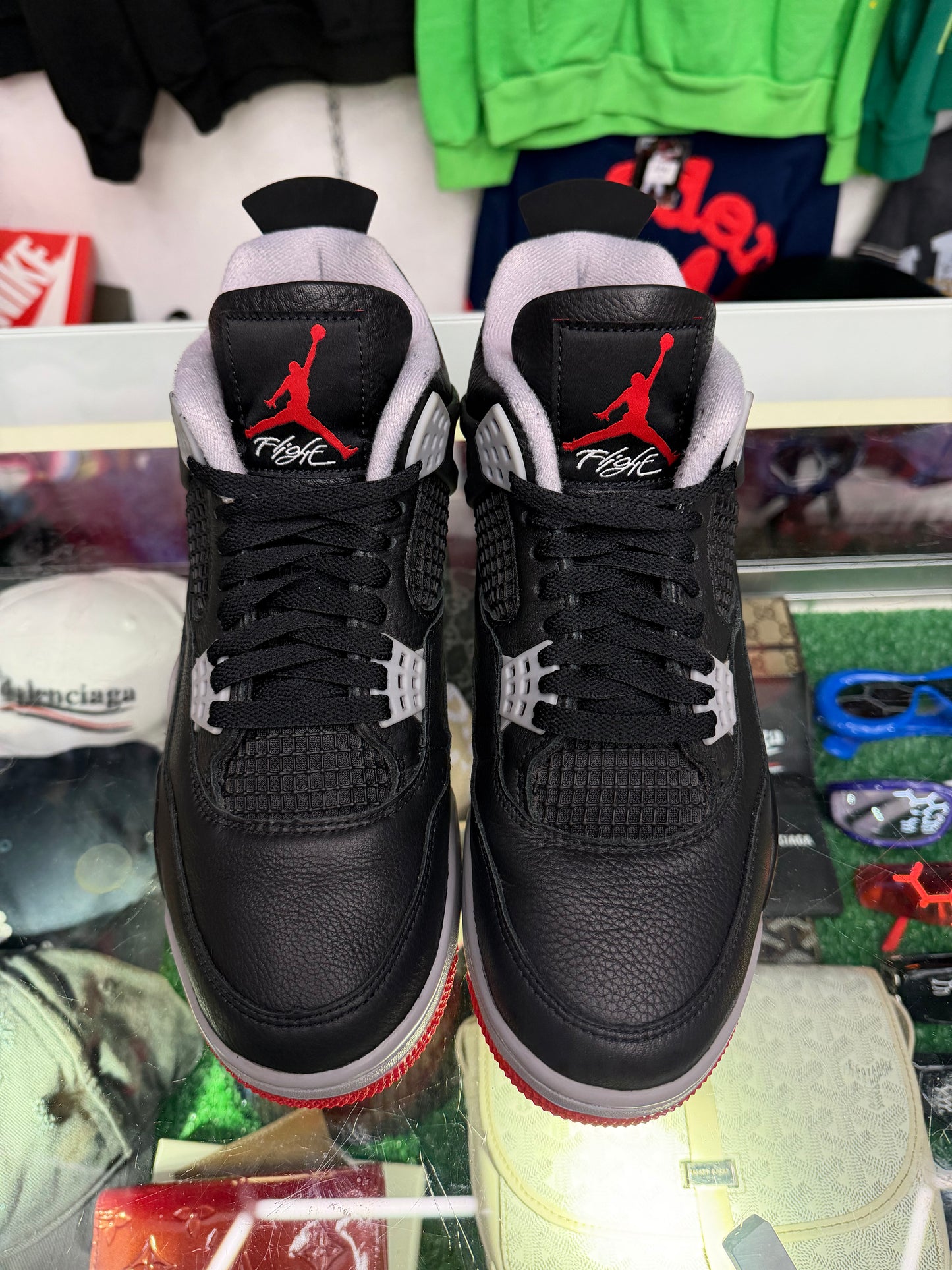 JORDAN 4 BRED (PRE-OWNED W/ BOX)