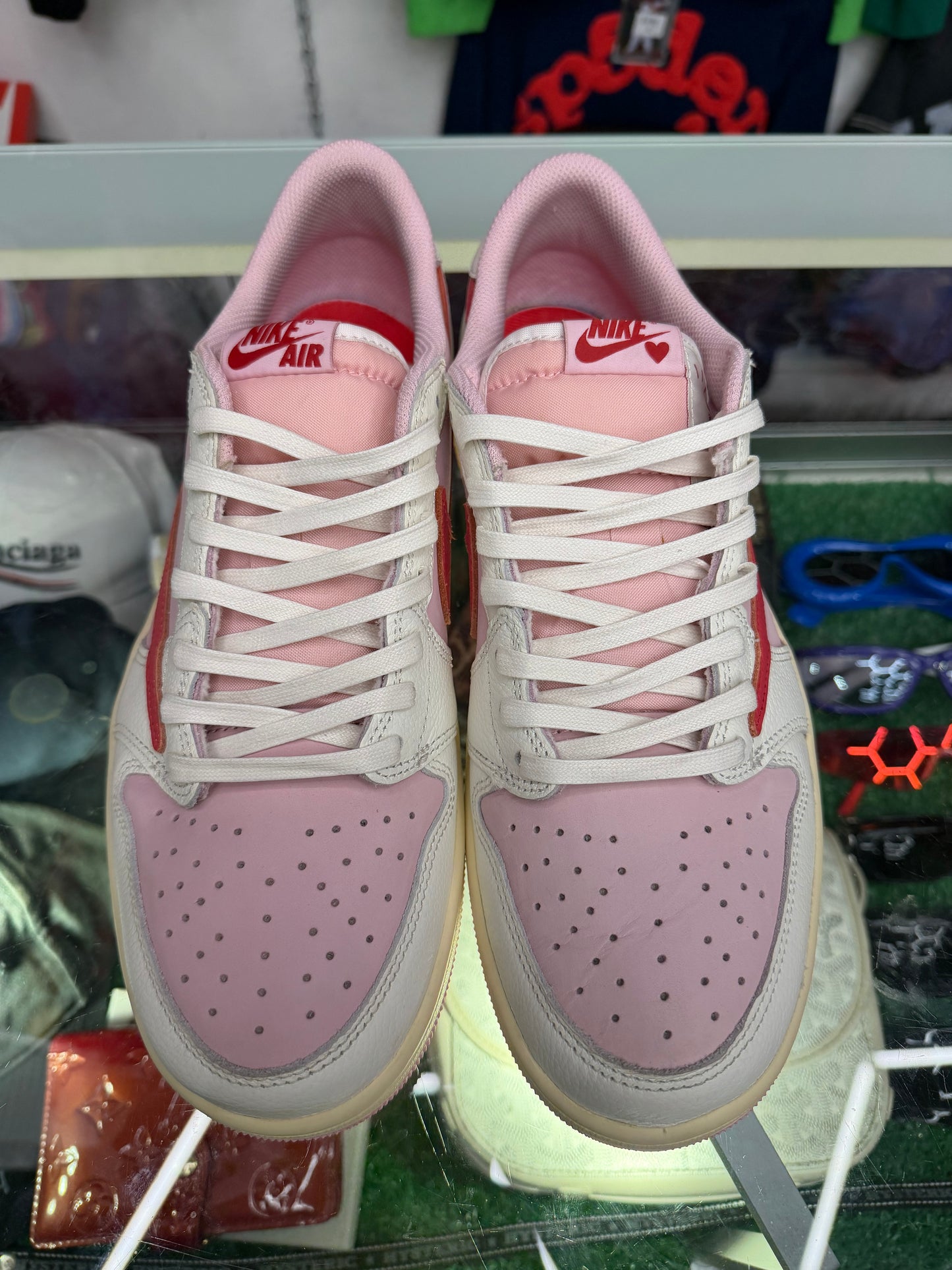 JORDAN 1 LOW TRAVIS SCOTT SAIL TROPICAL PINK (PRE-OWNED W/ BOX)
