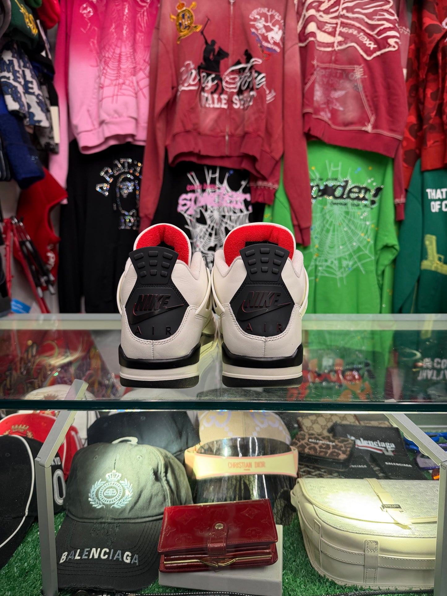 JORDAN 4 FLIGHT CLUB (PRE-OWNED W/ BOX)