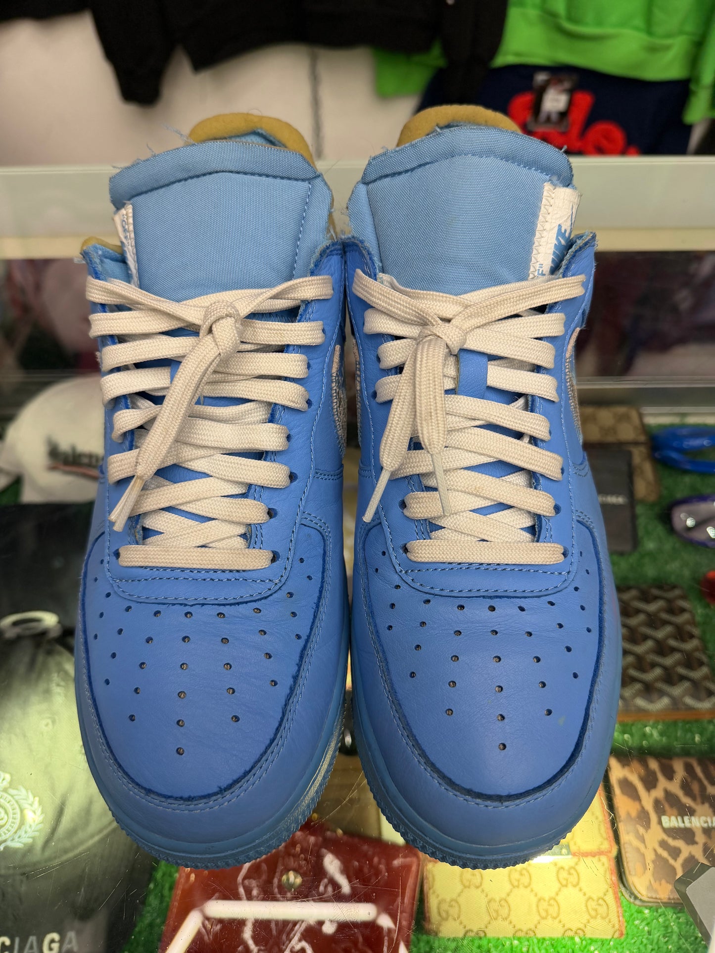 AIR FORCE 1 OFFWHITE MCA (PRE-OWNED NO BOX NO ZIPTIE)