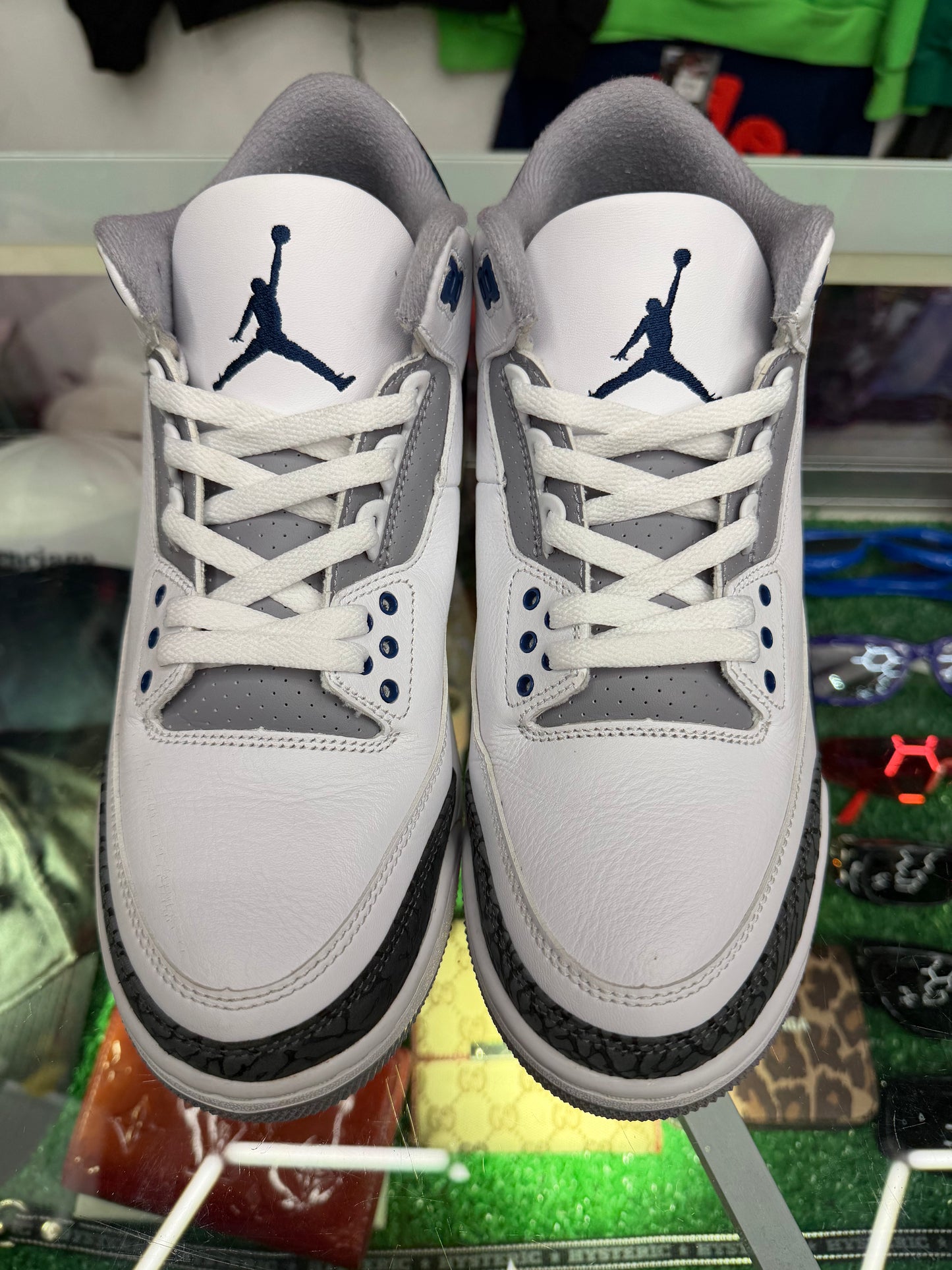 JORDAN 3 MIDNIGHT NAVY (PRE-OWNED W/ BOX)