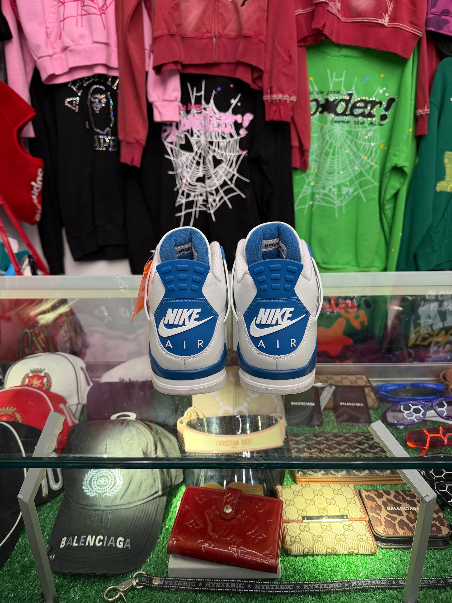 JORDAN 4 MILITARY BLUE (PRE-OWNED W/ BOX)
