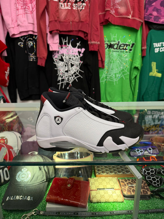 JORDAN 14 BLACK TOE (PRE-OWNED W/ BOX)