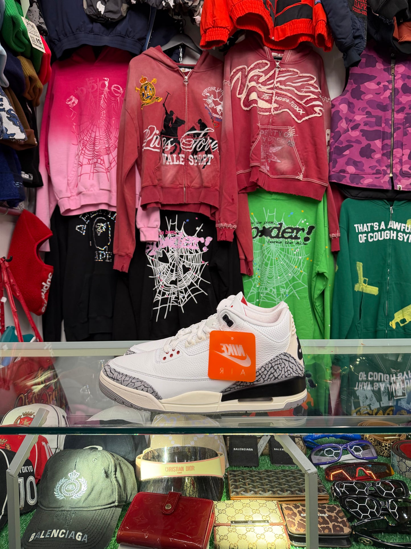 JORDAN 3 REIMAGINED (PRE-OWNED W/ BOX)
