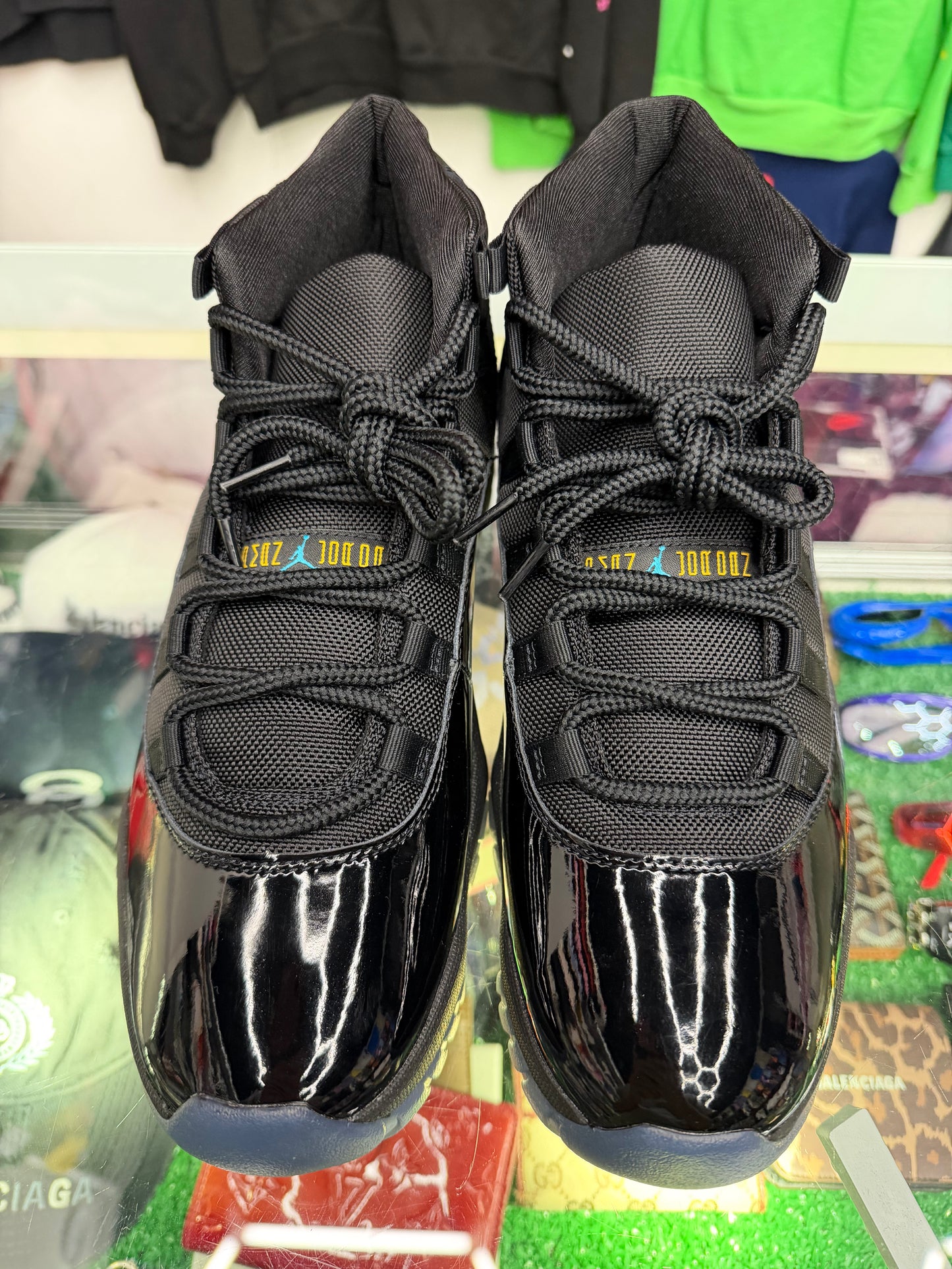 JORDAN 11 GAMMA BLUE (PRE-OWNED W/ BOX)