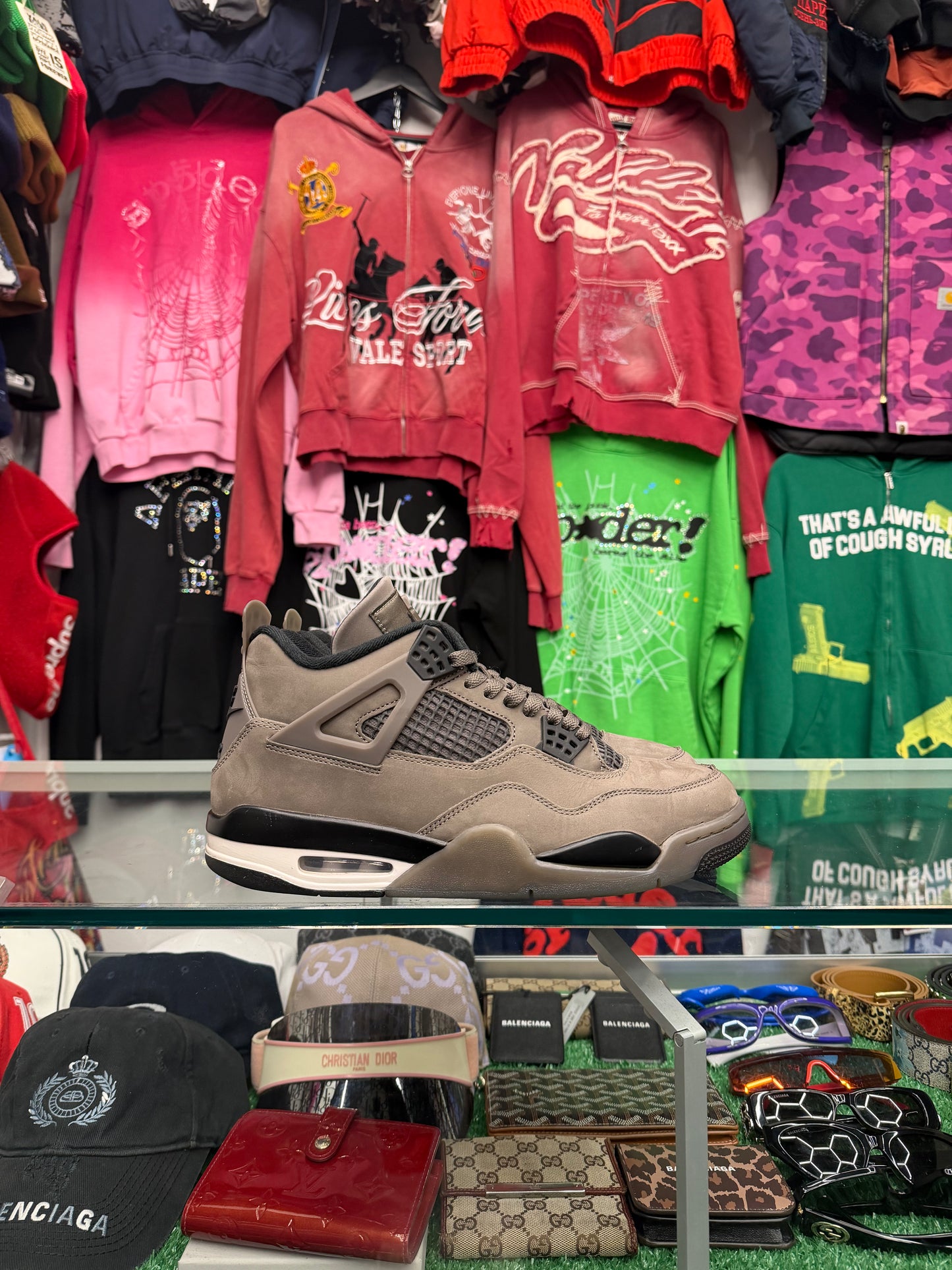 JORDAN 4 CAVE STONE (PRE-OWNED W/ BOX)