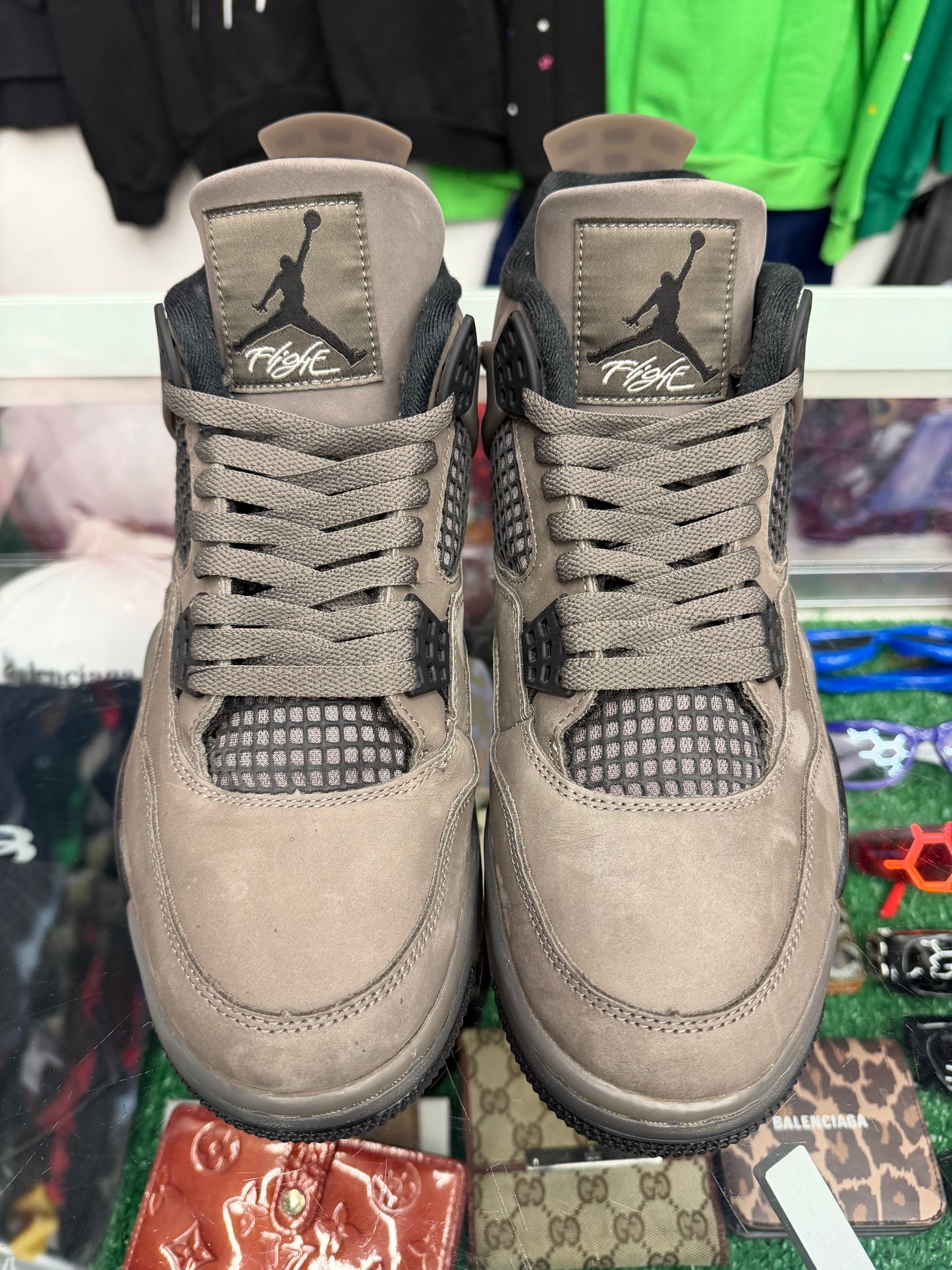 JORDAN 4 CAVE STONE (PRE-OWNED W/ BOX)