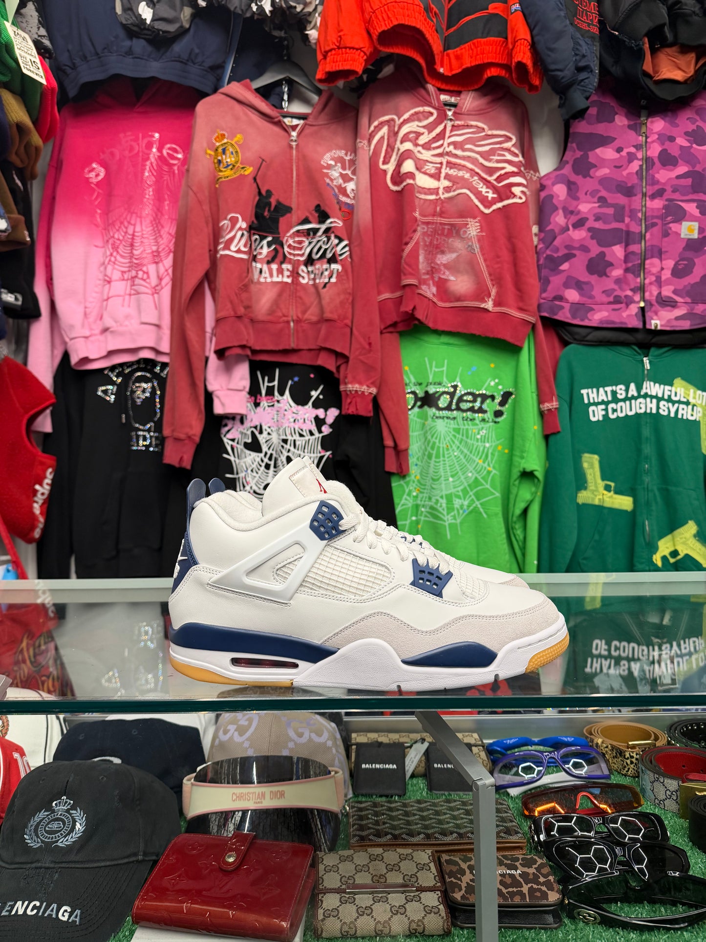 JORDAN 4 SB NAVY (PRE-OWNED W/ BOX)