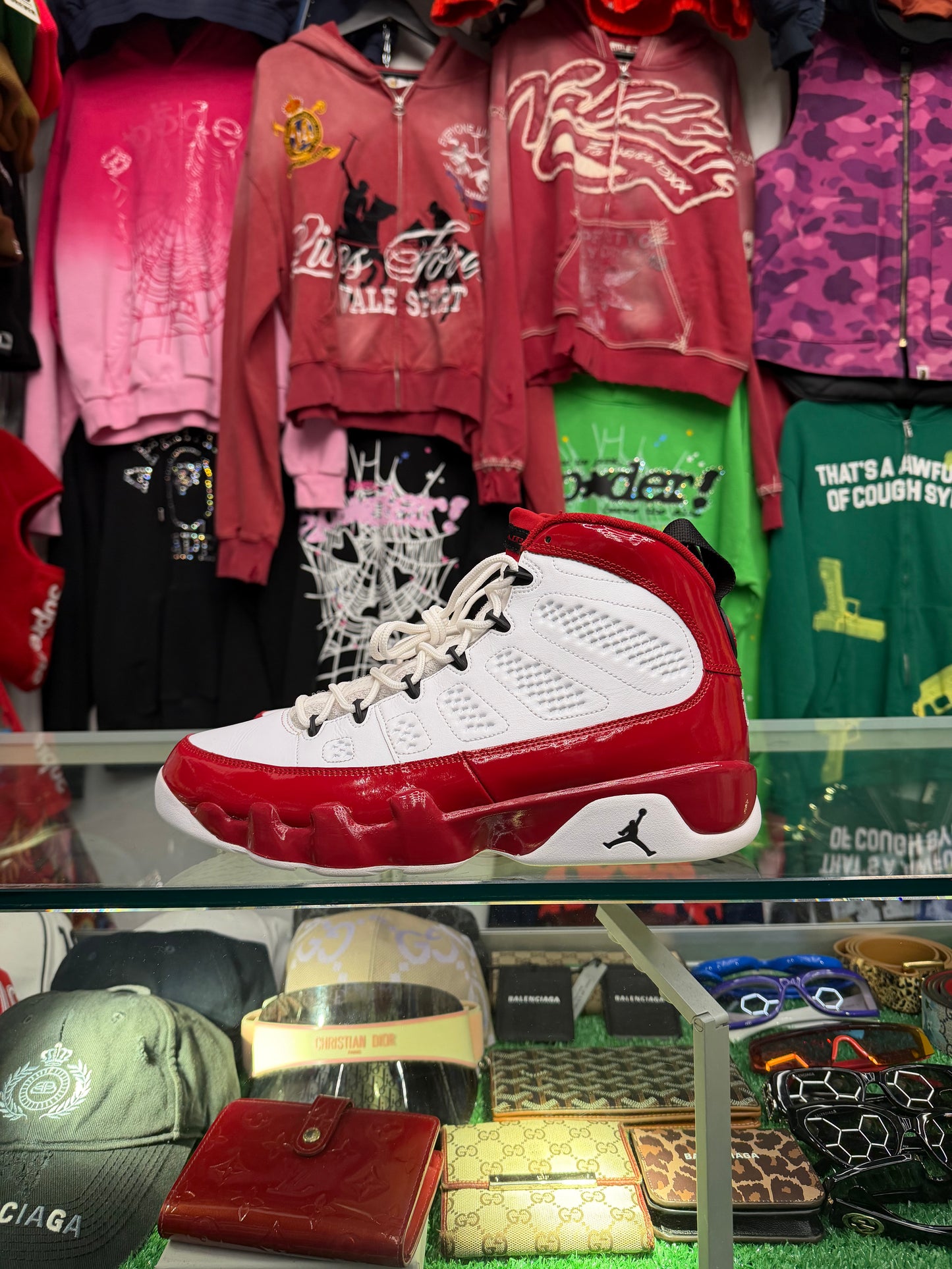 JORDAN 9 CHERRY (PRE-OWNED W/ BOX)