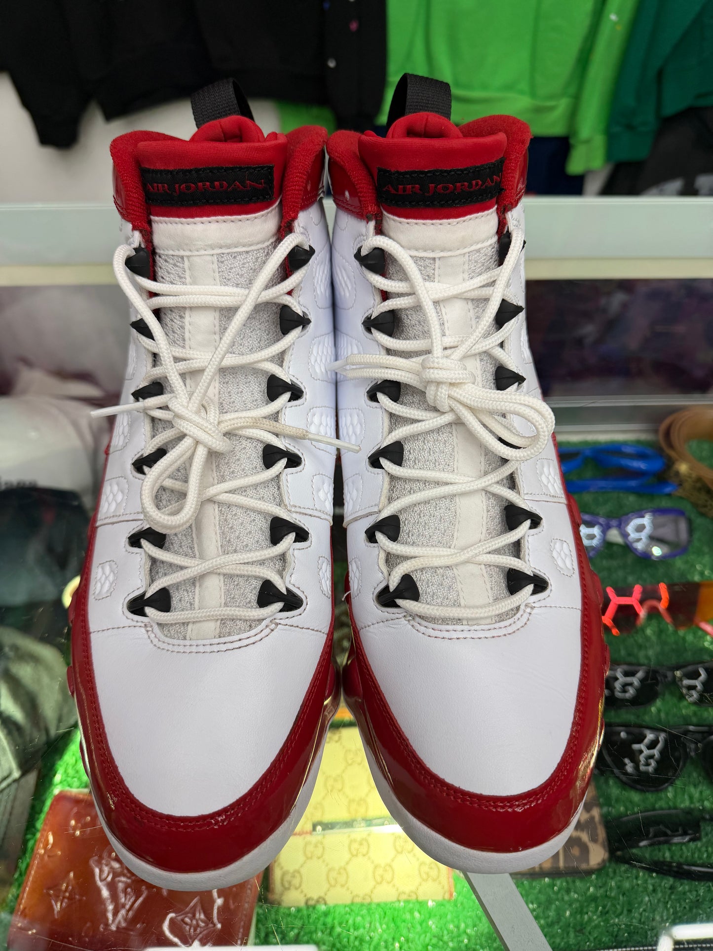 JORDAN 9 CHERRY (PRE-OWNED W/ BOX)