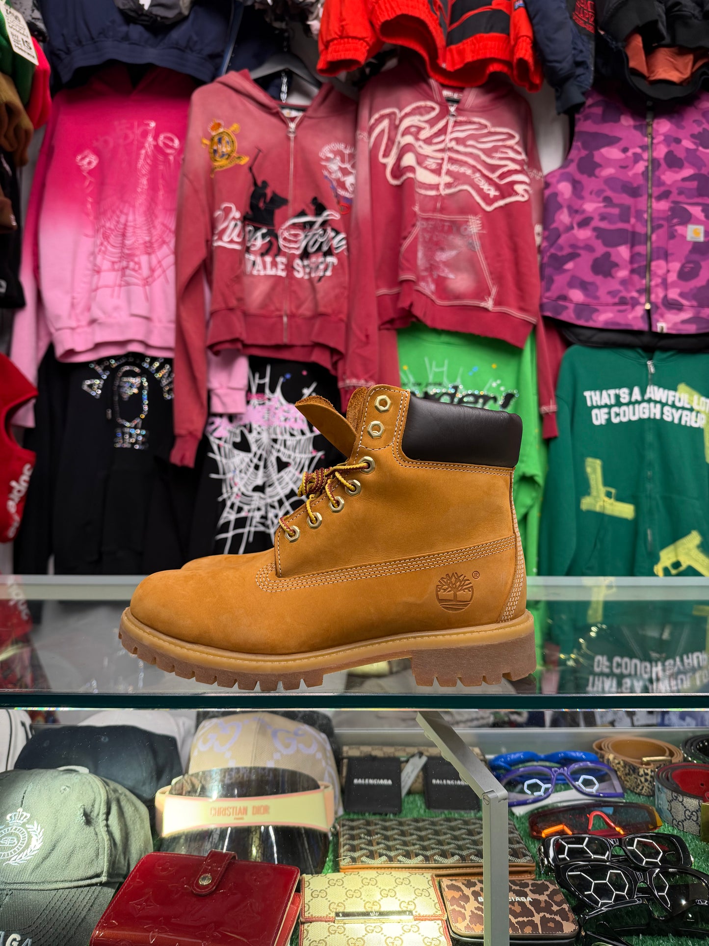 TIMBERLAND PREMIUM 6 INCH BOOT (PRE-OWNED W/ BOX)