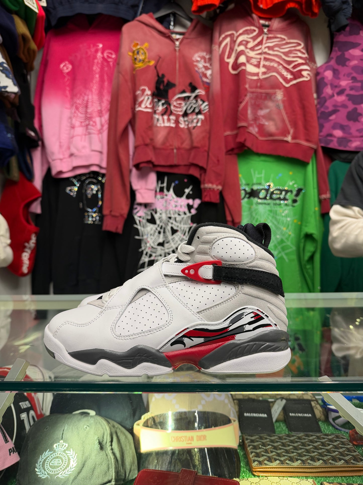 JORDAN 8 BUGS BUNNY (PRE-OWNED W/ BOX)