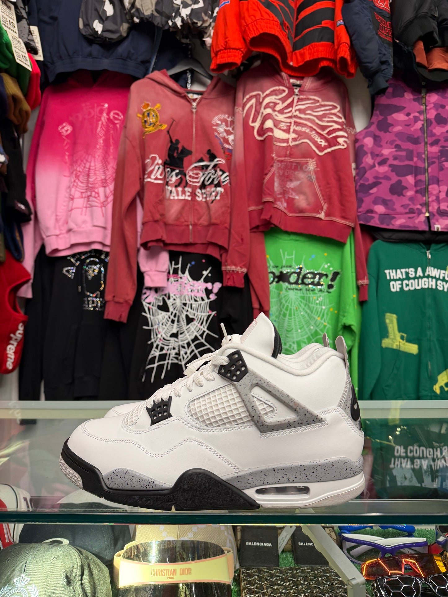 JORDAN 4 WHITE CEMENT (PRE-OWNED W/ BOX)