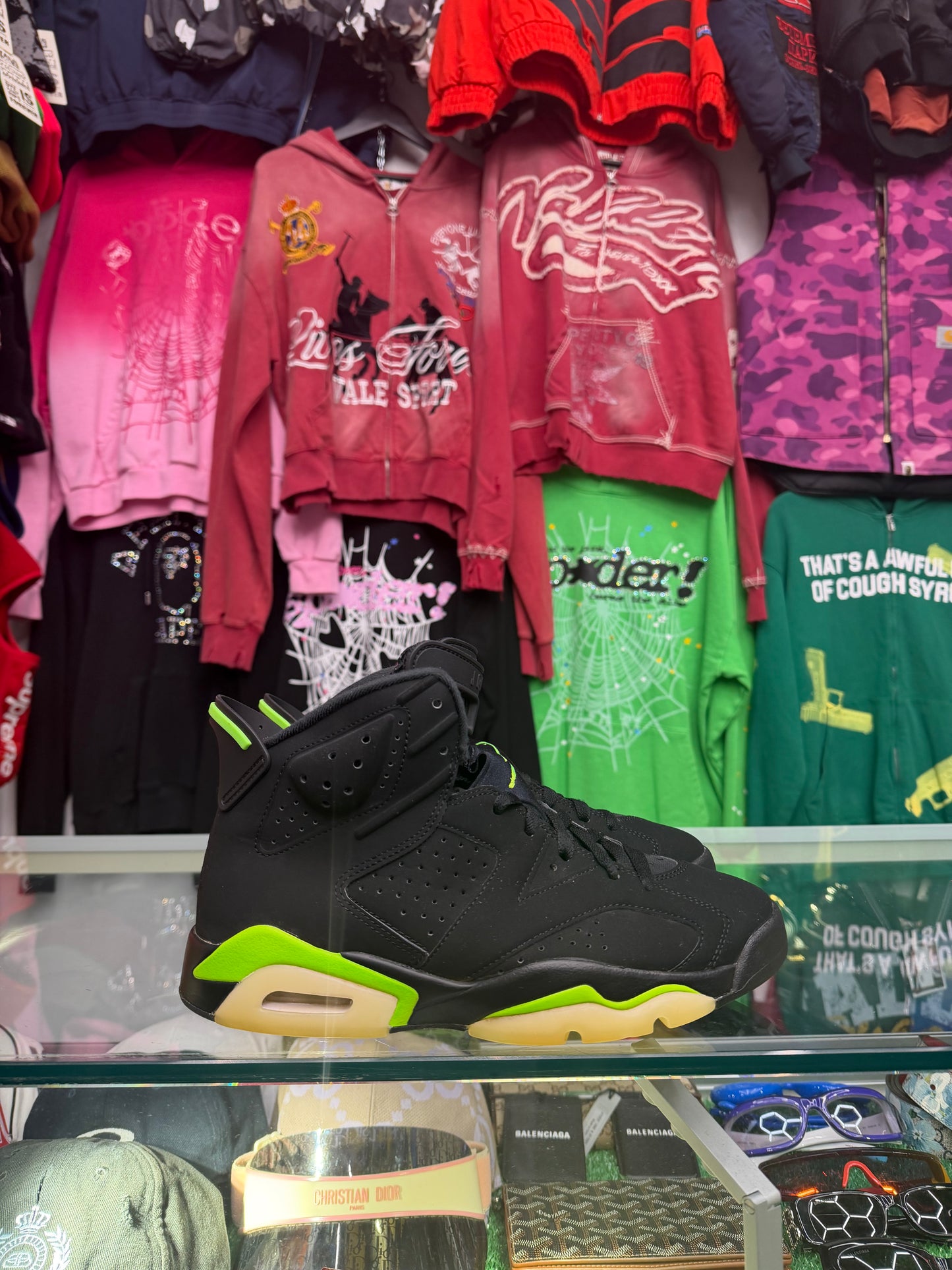 JORDAN 6 ELECTRIC GREEN (PRE-OWNED W/ BOX)