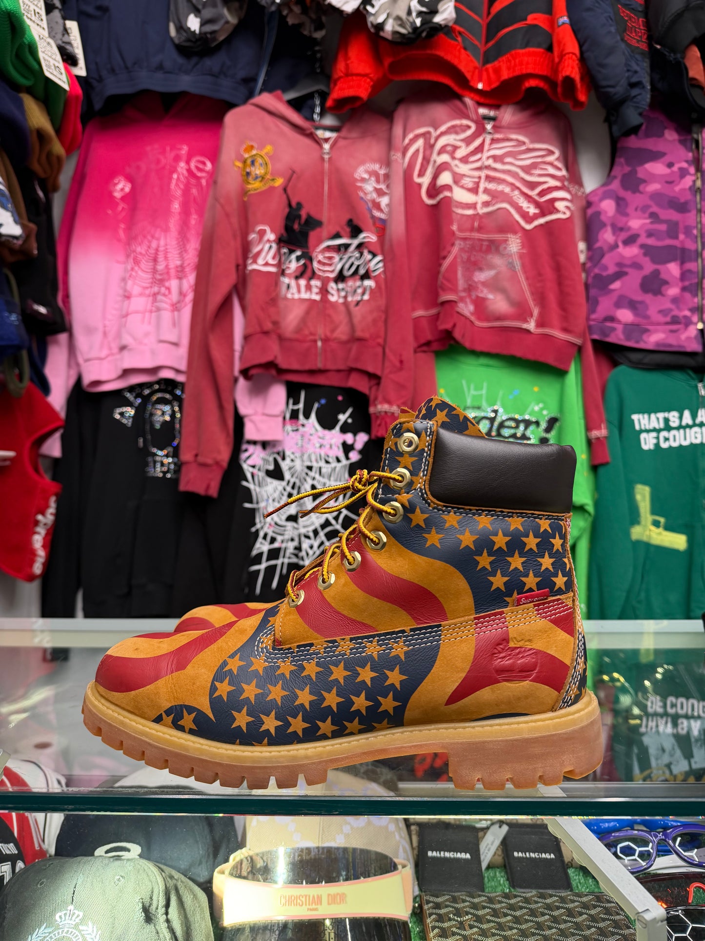 SUPREME AMERICAN FLAG TIMBERLAND (PRE-OWNED W/ BOX)