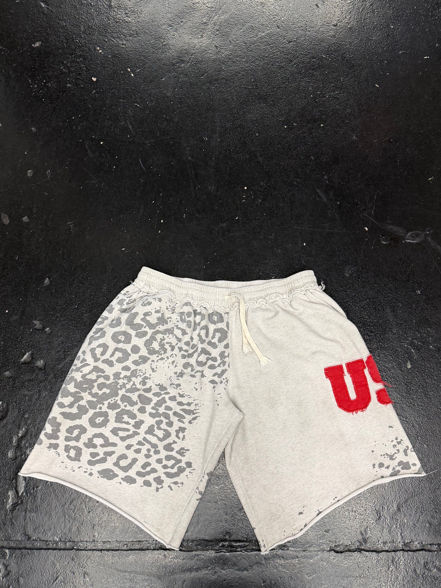 VALE FOREVER CHEETAH SHORTS (PRE-OWNED)