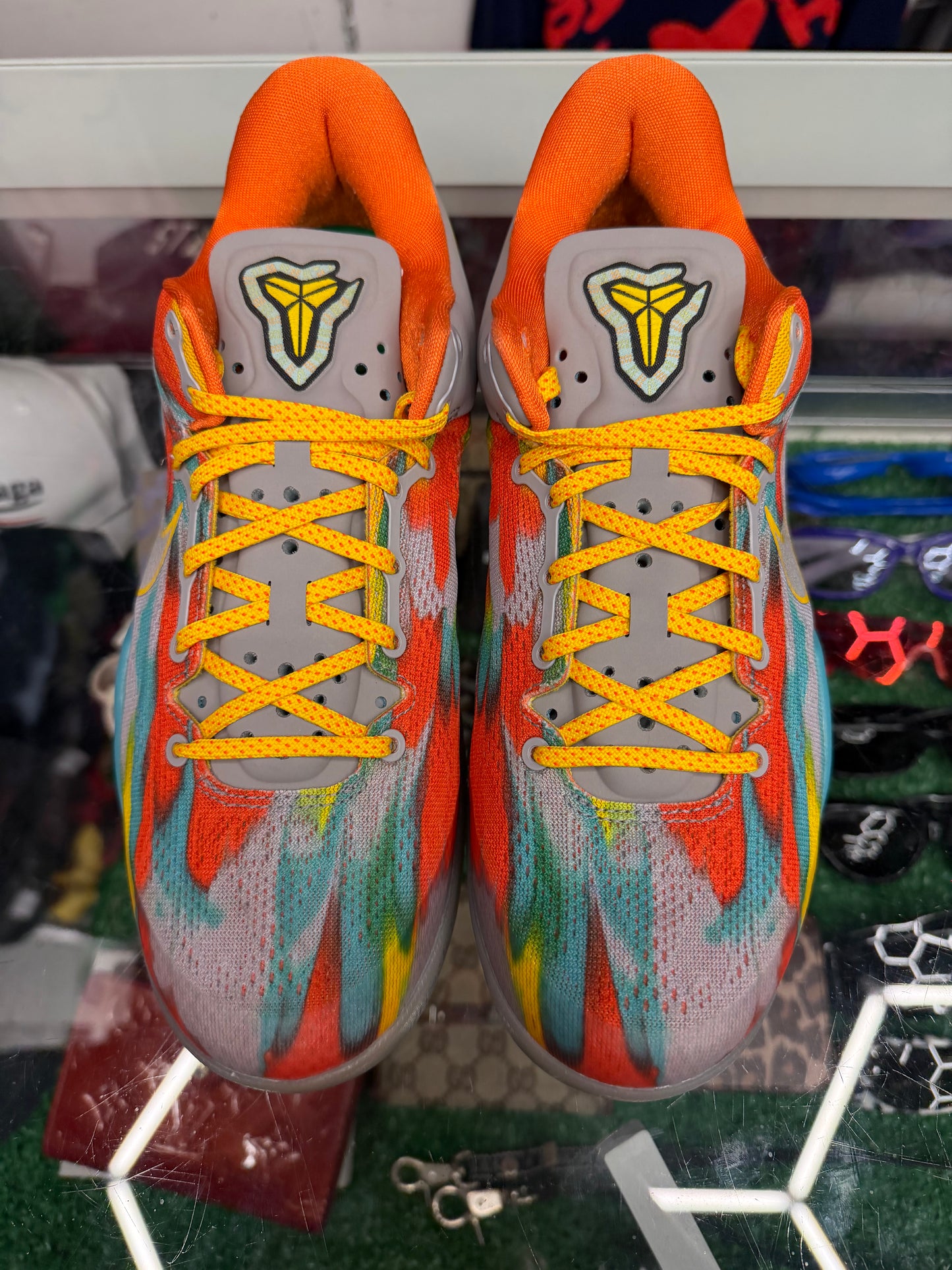KOBE 8 VENICE BEACH (PRE-OWNED W/ BOX)
