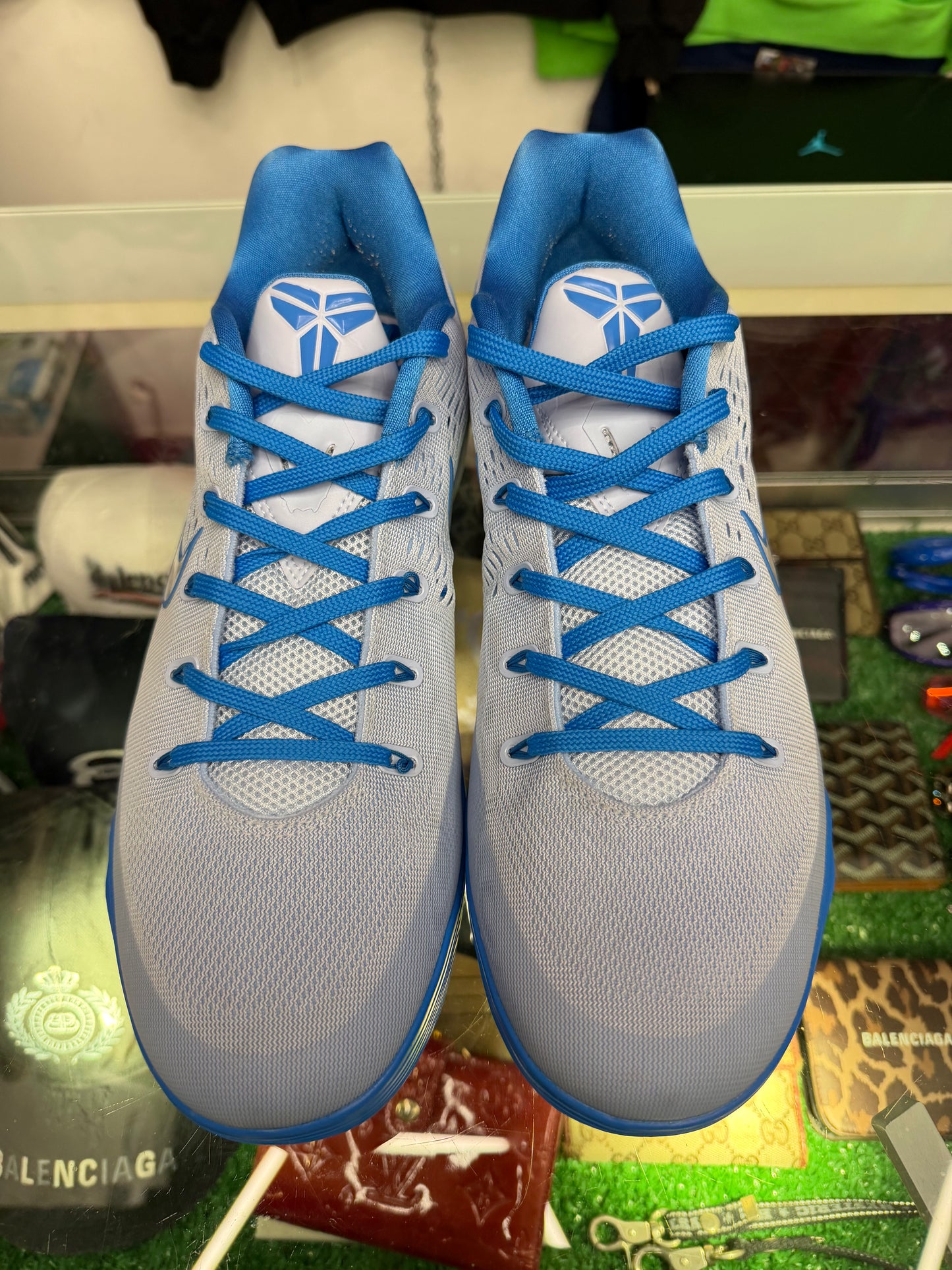 KOBE 8 PROTO HYDROGEN BLUE (PRE-OWNED W/ BOX)