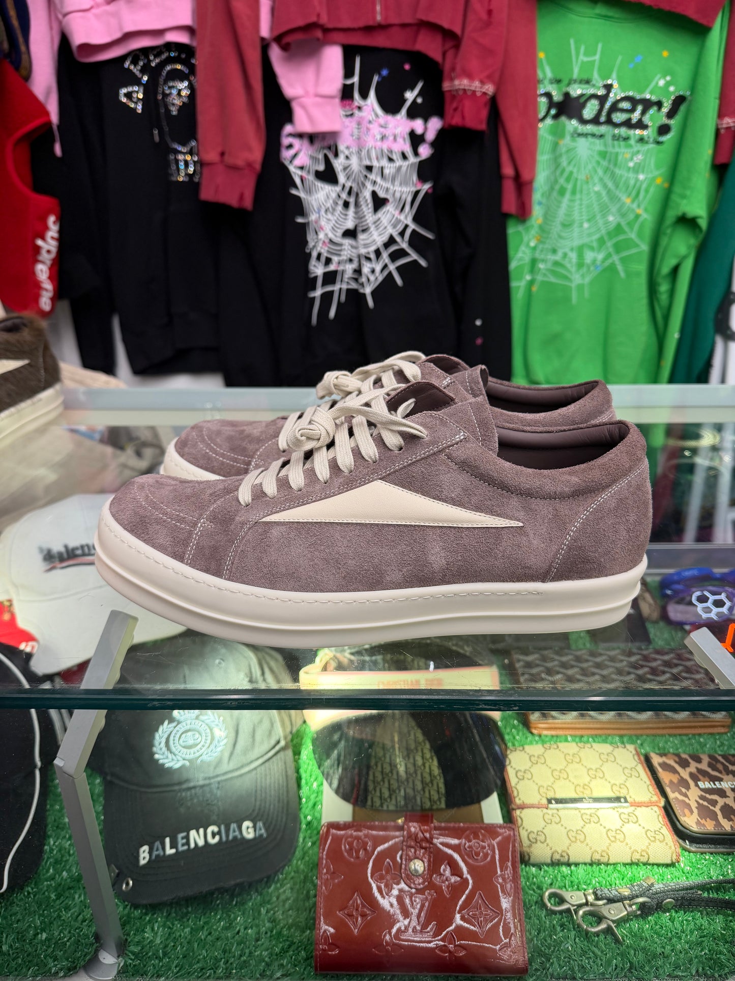 RICK OWENS LIDO VINTAGE DUST SNEAKER (PRE-OWNED W/ BOX)