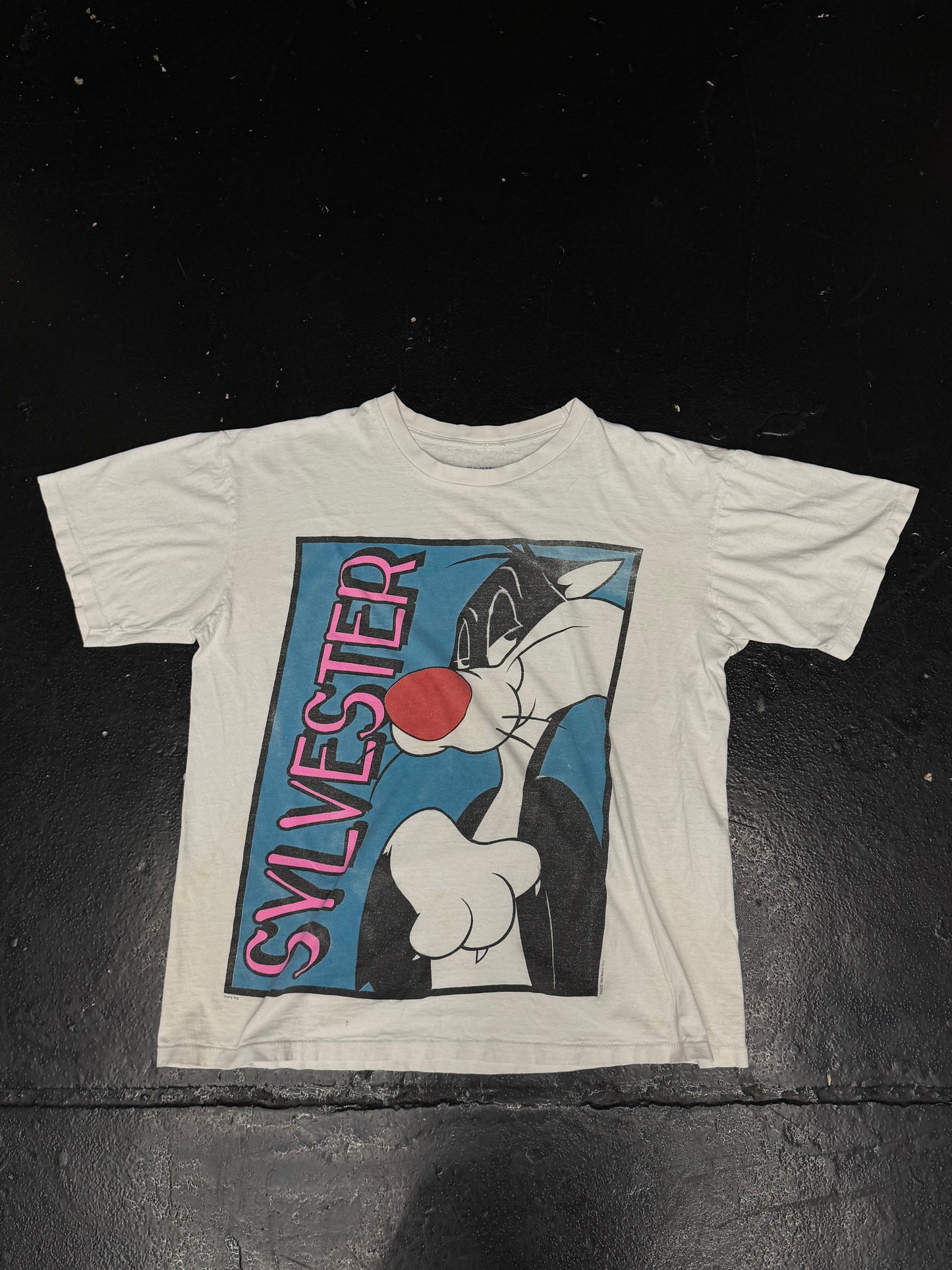 SYLVESTER THE CAT T-SHIRT