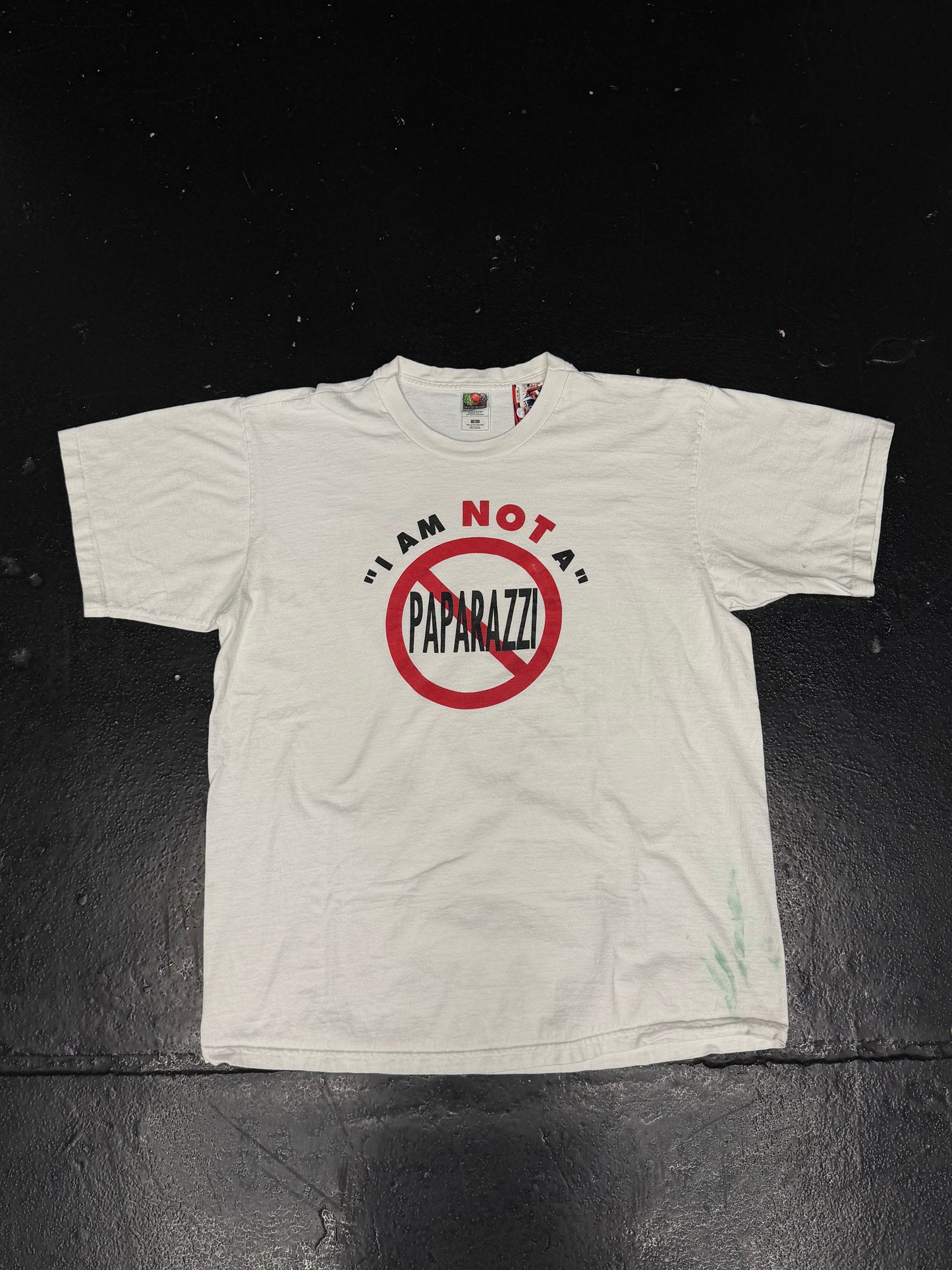 I AM NOT PAPARAZZI T-SHIRT