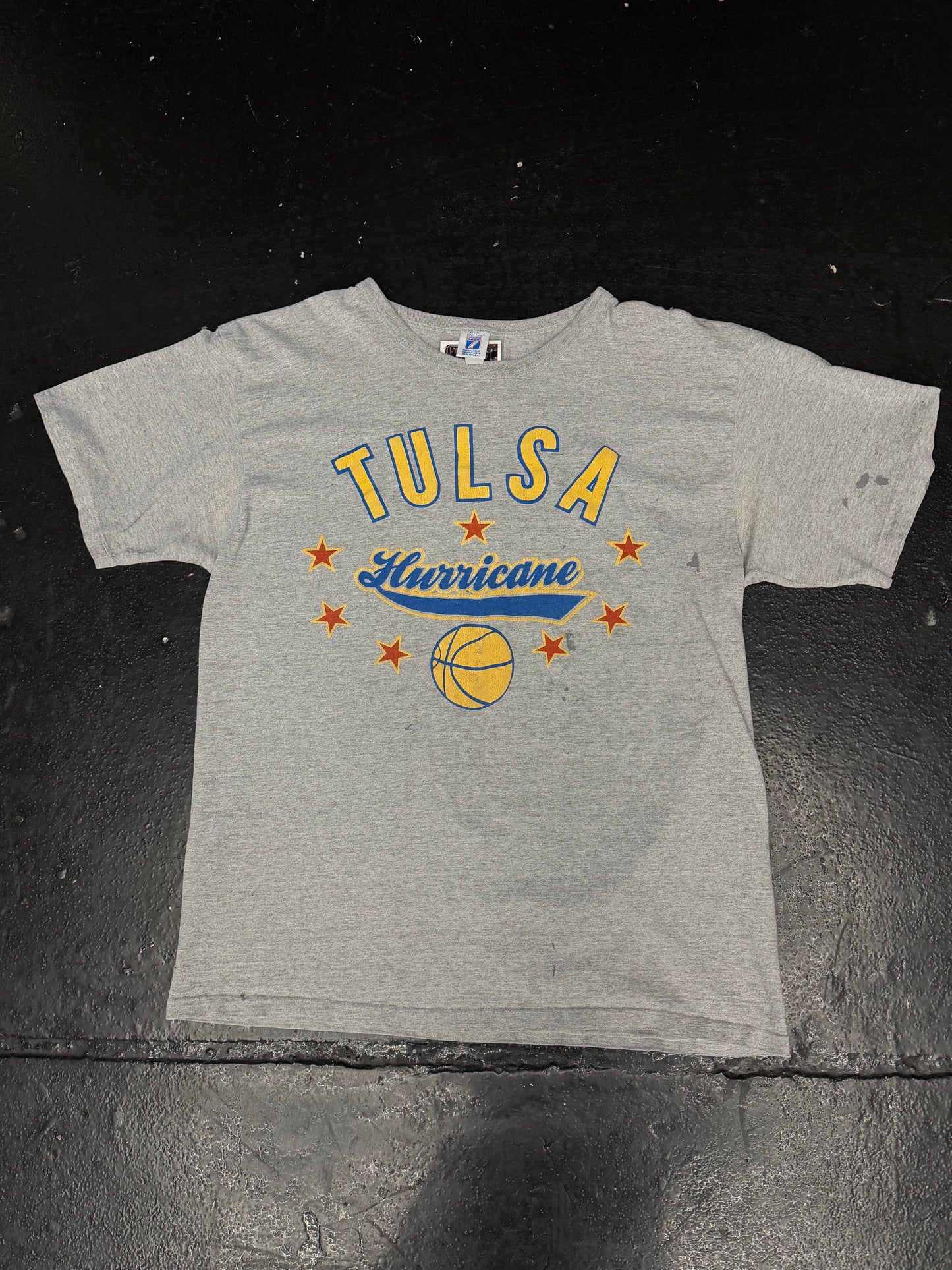 TULSA HURRICANES BASKETBALL T-SHIRT