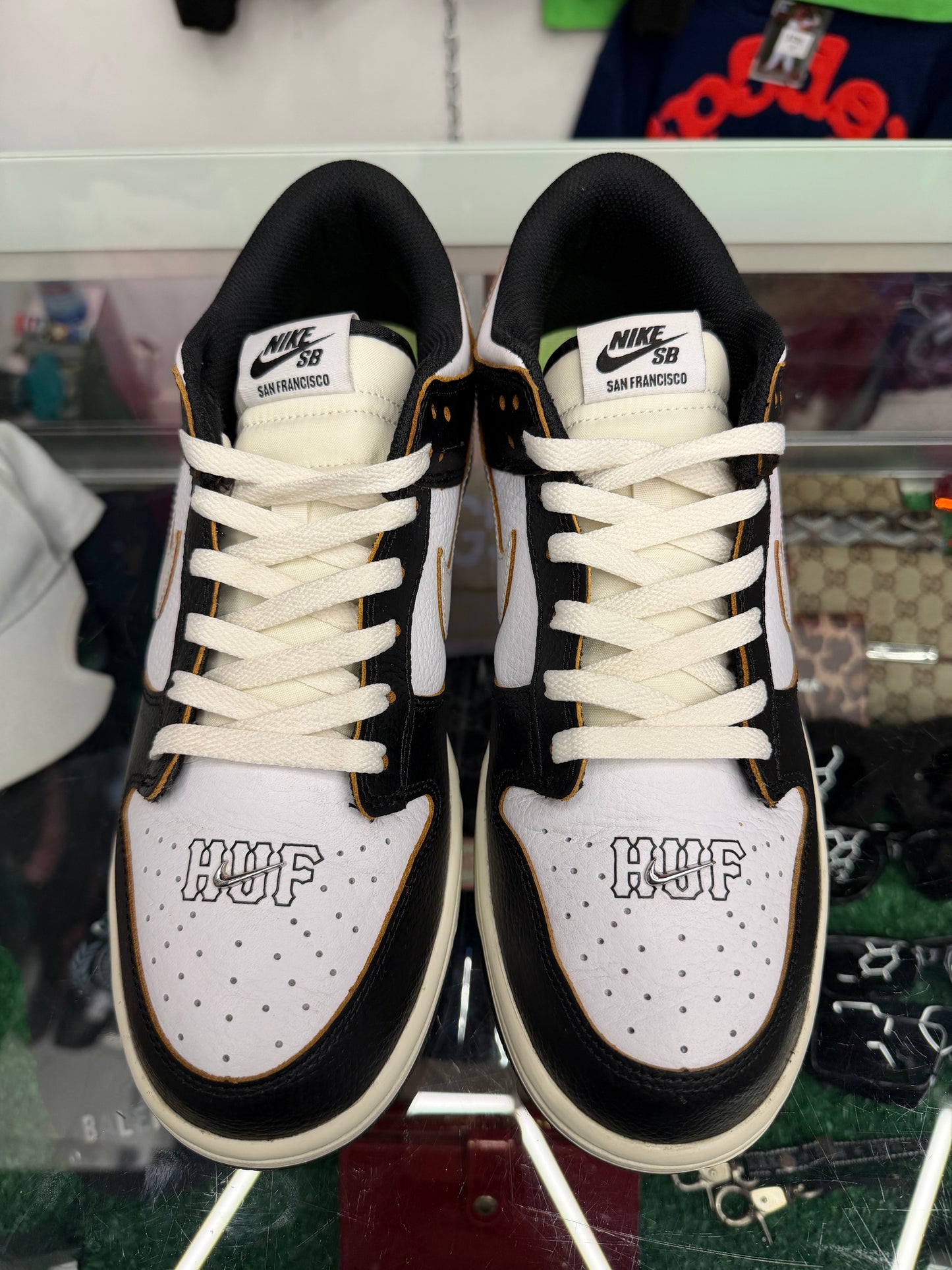 DUNK LOW X HUF SAN FRANCISCO (PRE-OWNED W/ BOX)