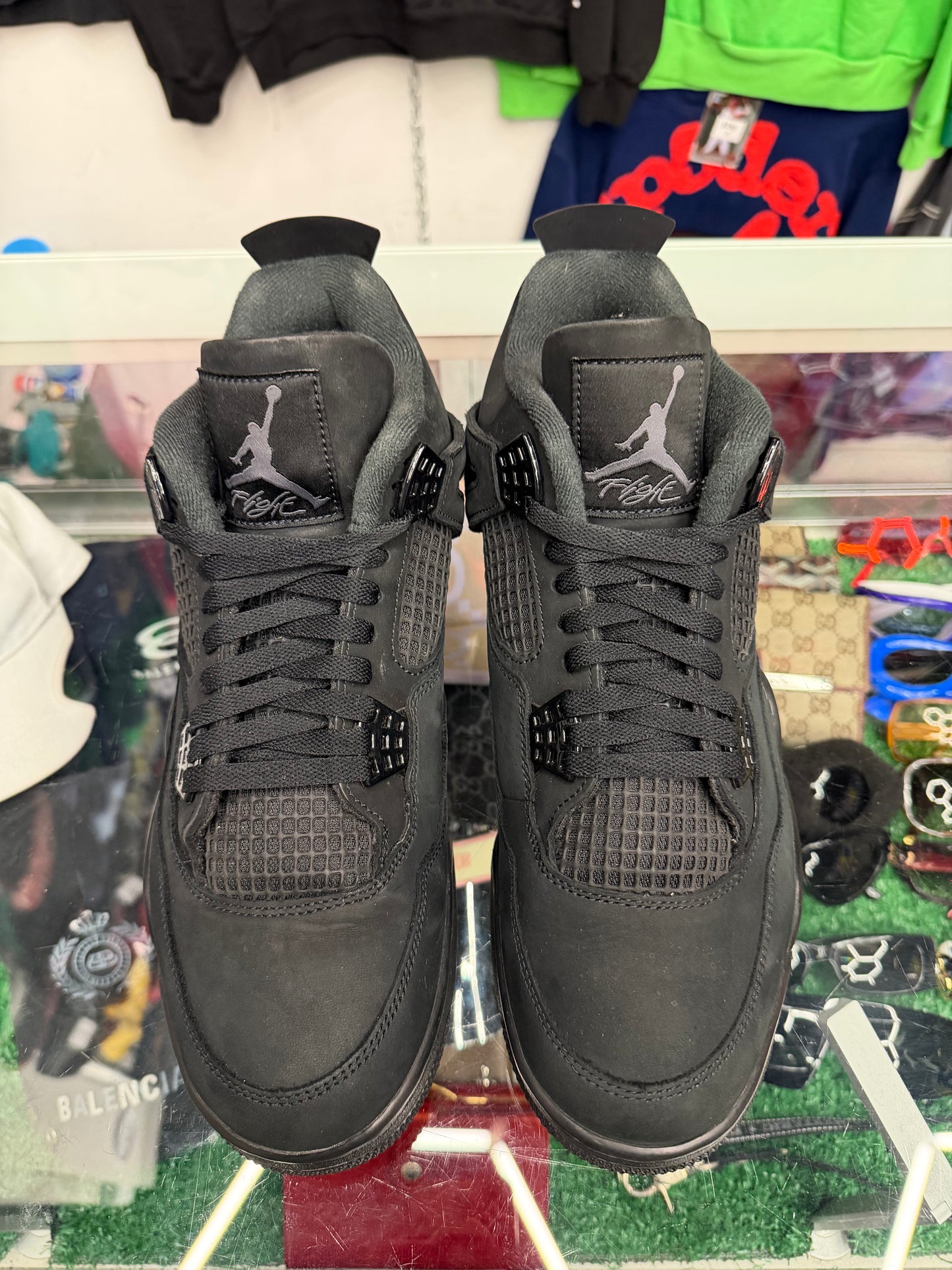 JORDAN 4 BLACK CAT (PRE-OWNED W/ BOX)