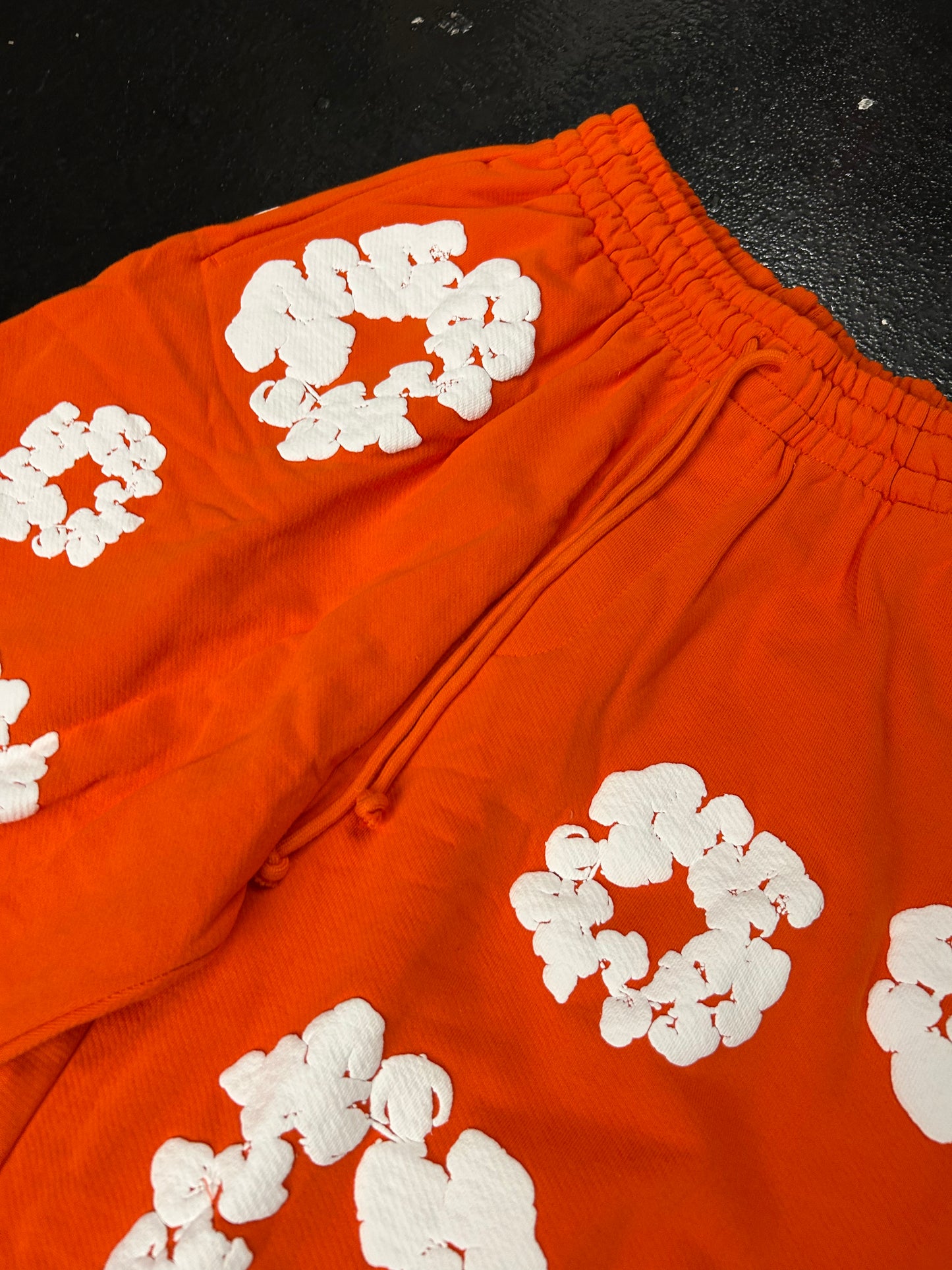 DENIM TEARS SWEAT SHORTS ORANGE (BRAND NEW)