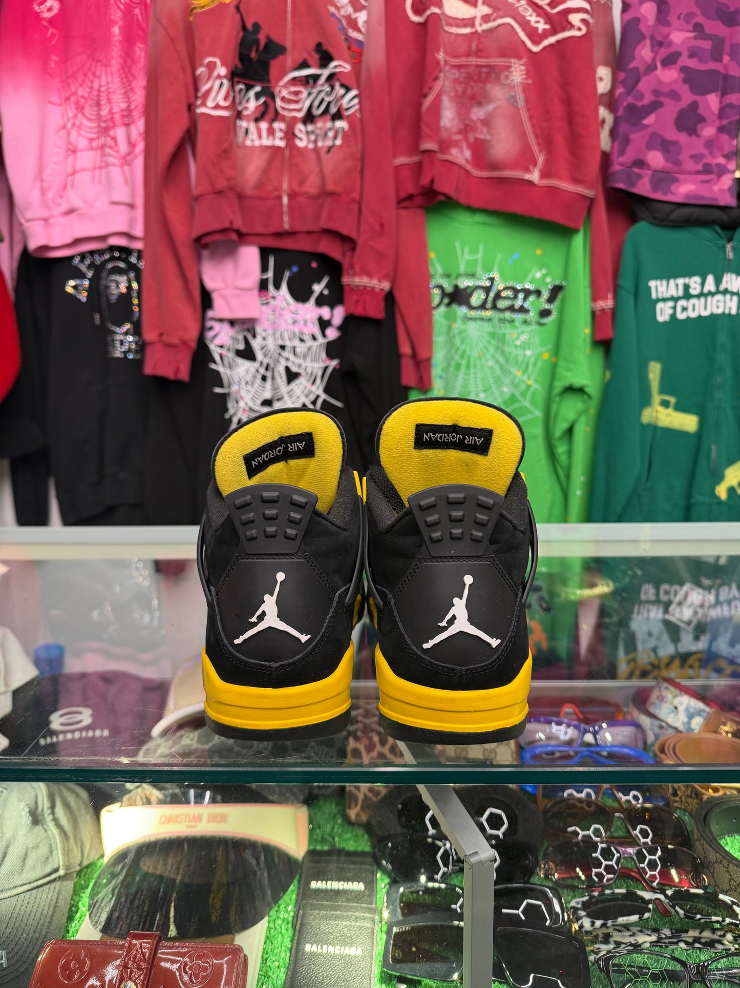 JORDAN 4 YELLOW THUNDER (PRE-OWNED W/ BOX)