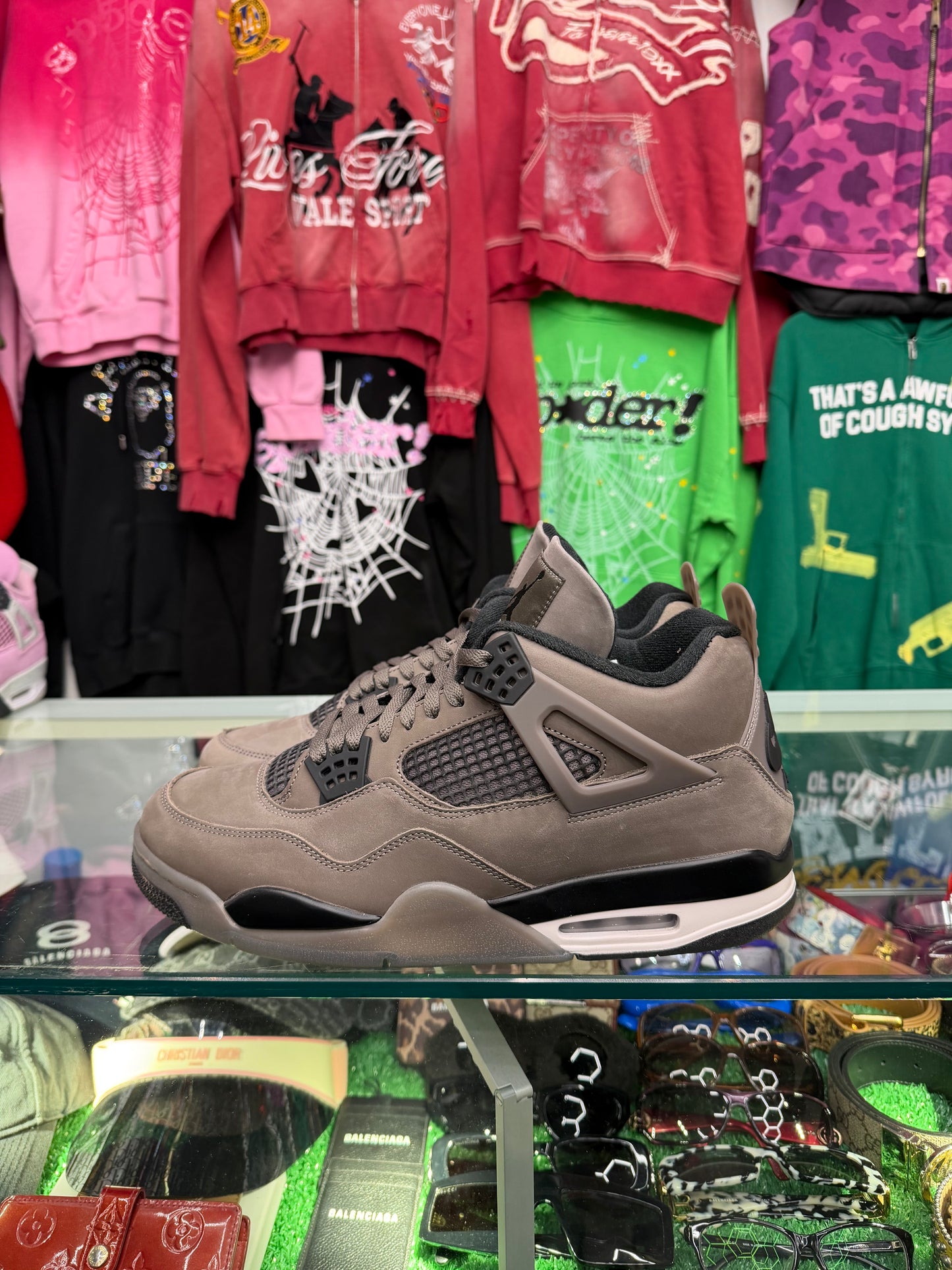 JORDAN 4 CAVESTONE (PRE-OWNED W/ BOX)