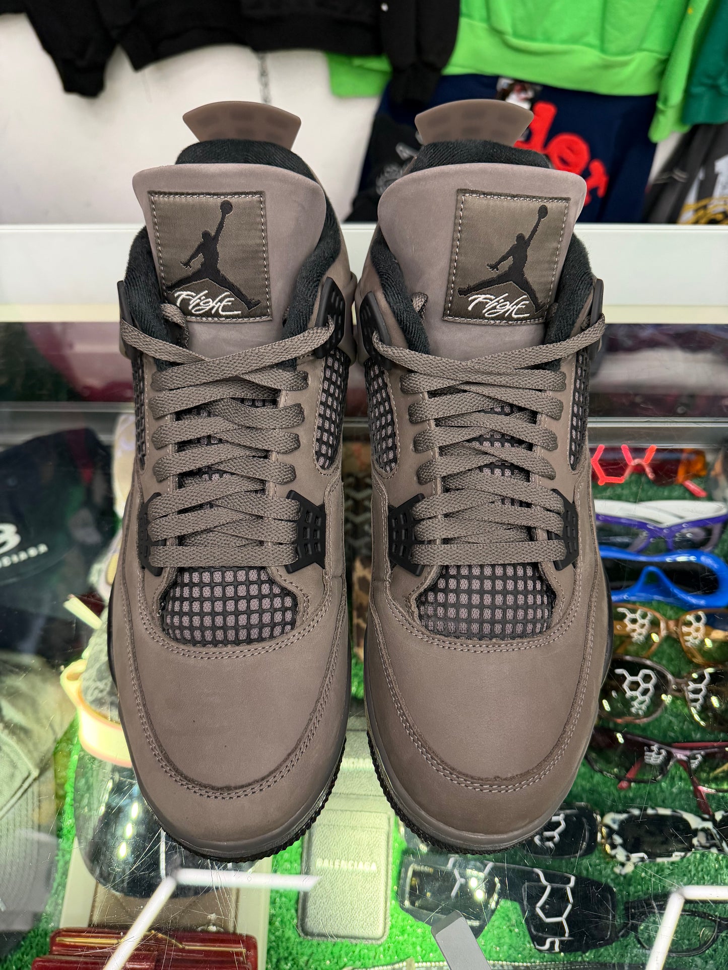 JORDAN 4 CAVESTONE (PRE-OWNED W/ BOX)
